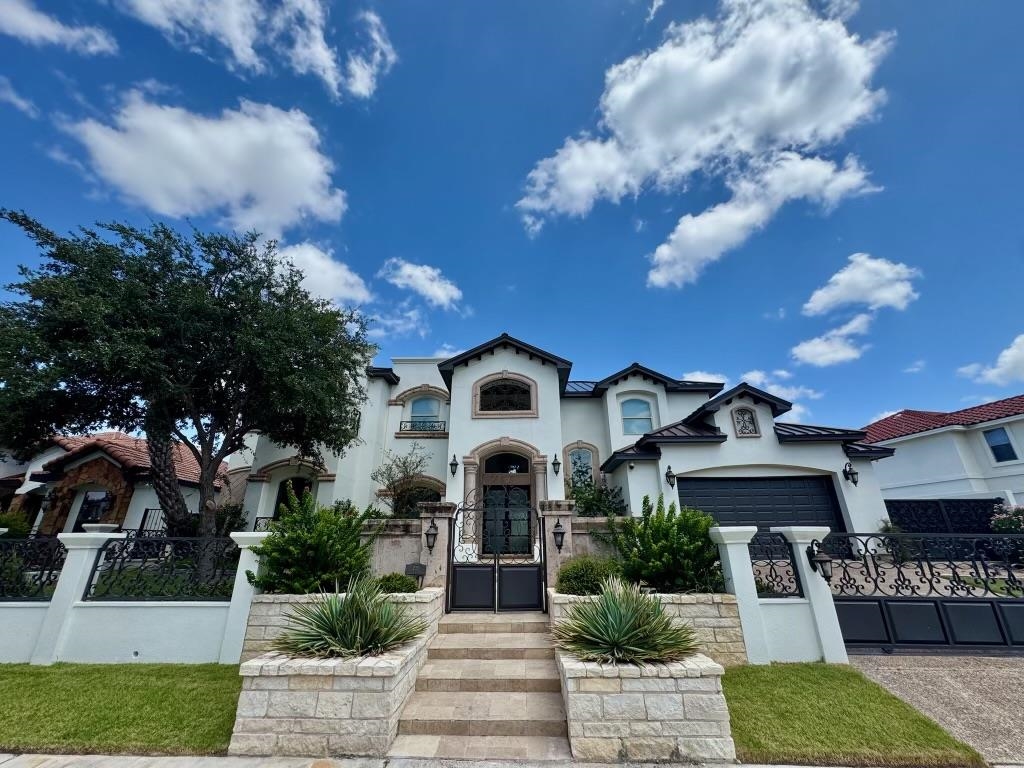 235 Lake Powell Dr