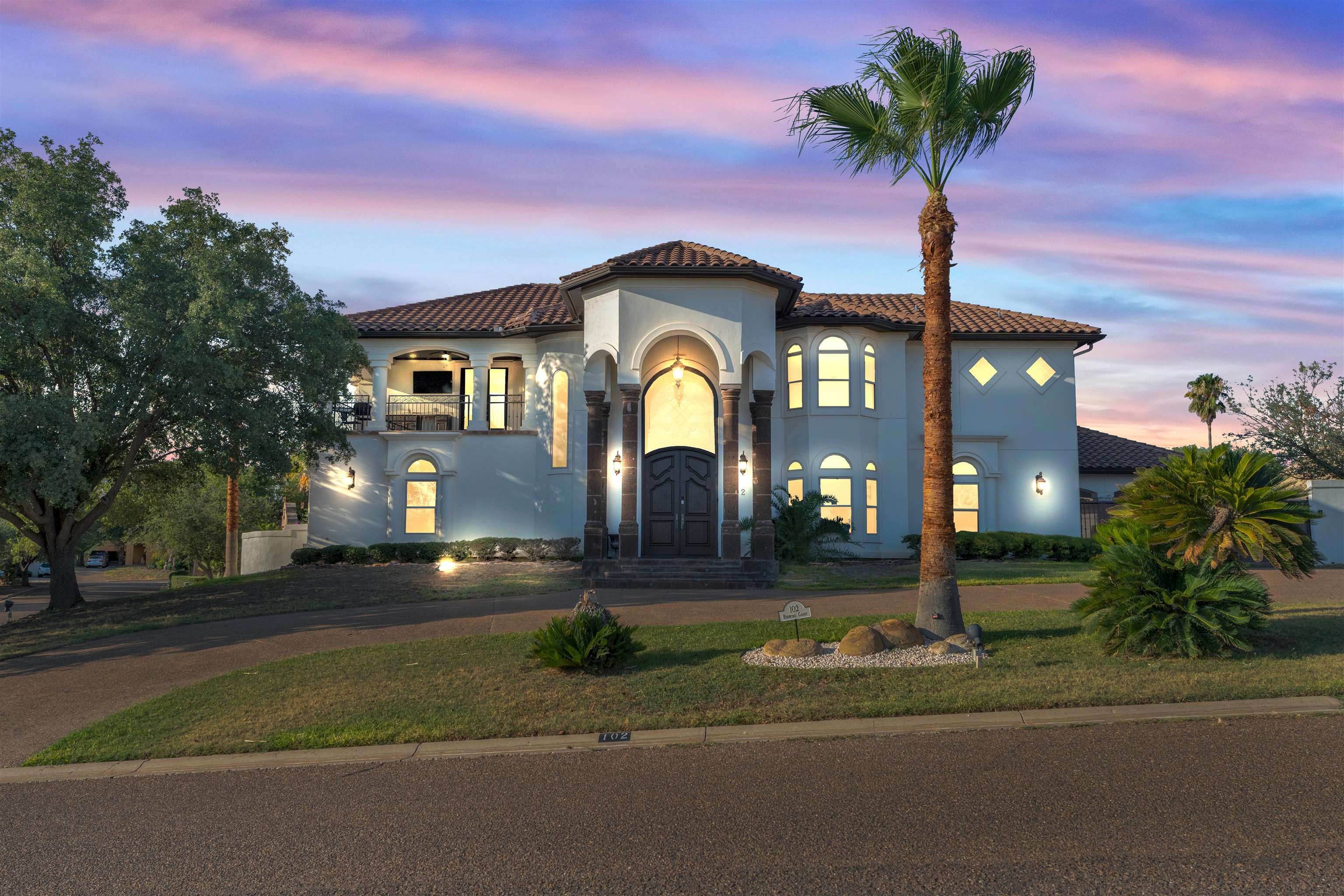 102 Redwing Ct
