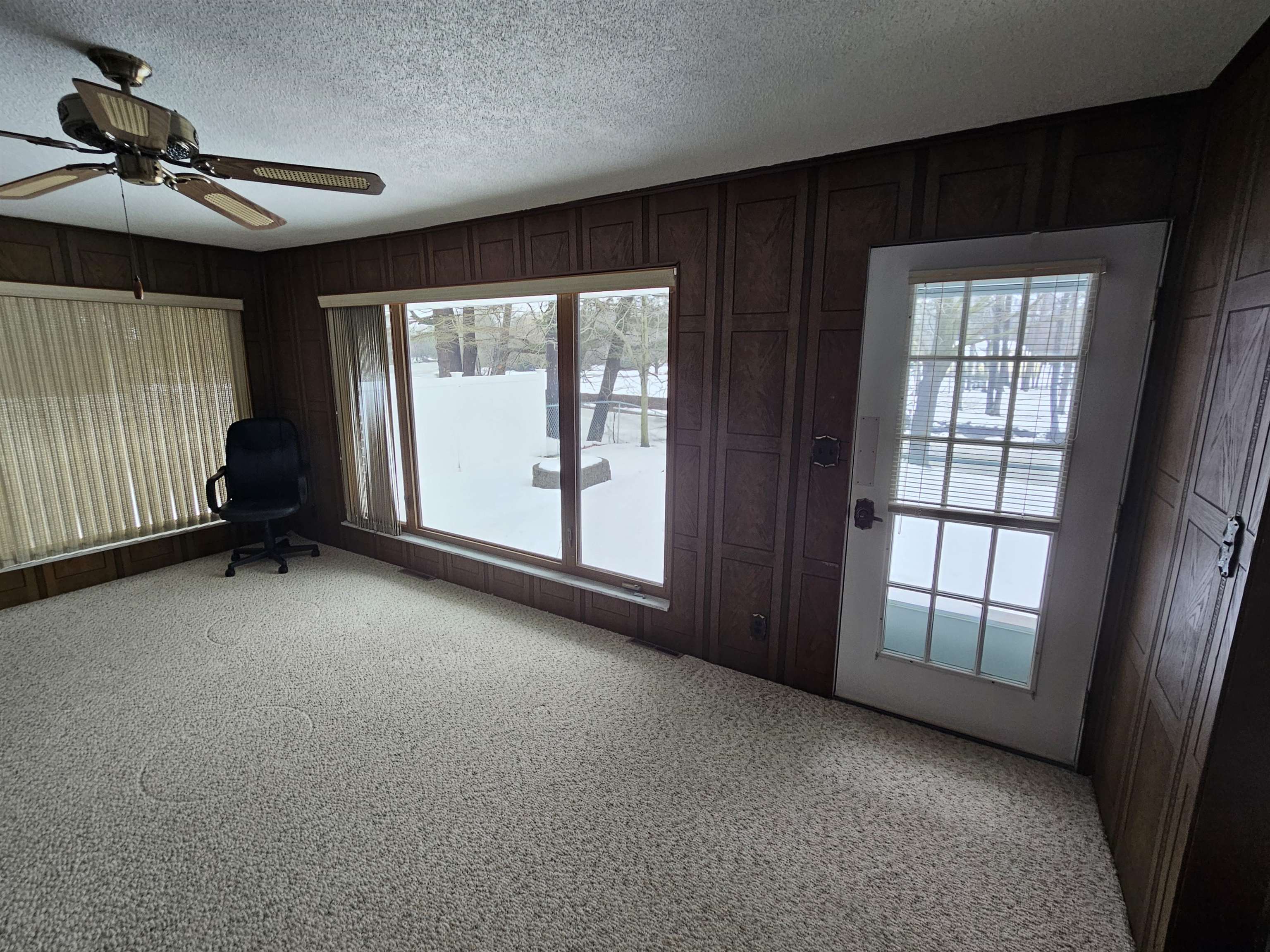 2827 E River Drive Ayre Rhinehart Bay