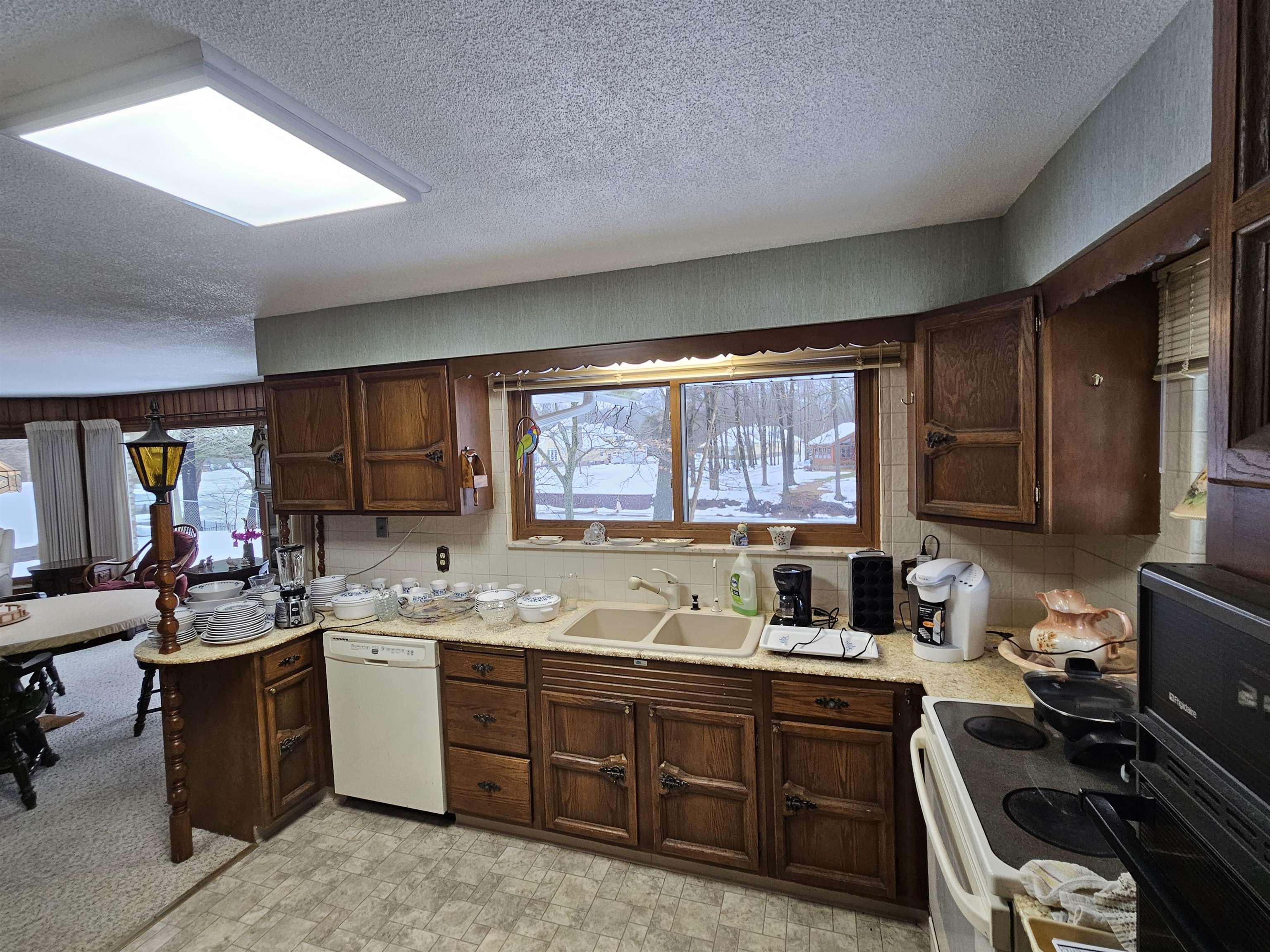 2827 E River Drive Ayre Rhinehart Bay