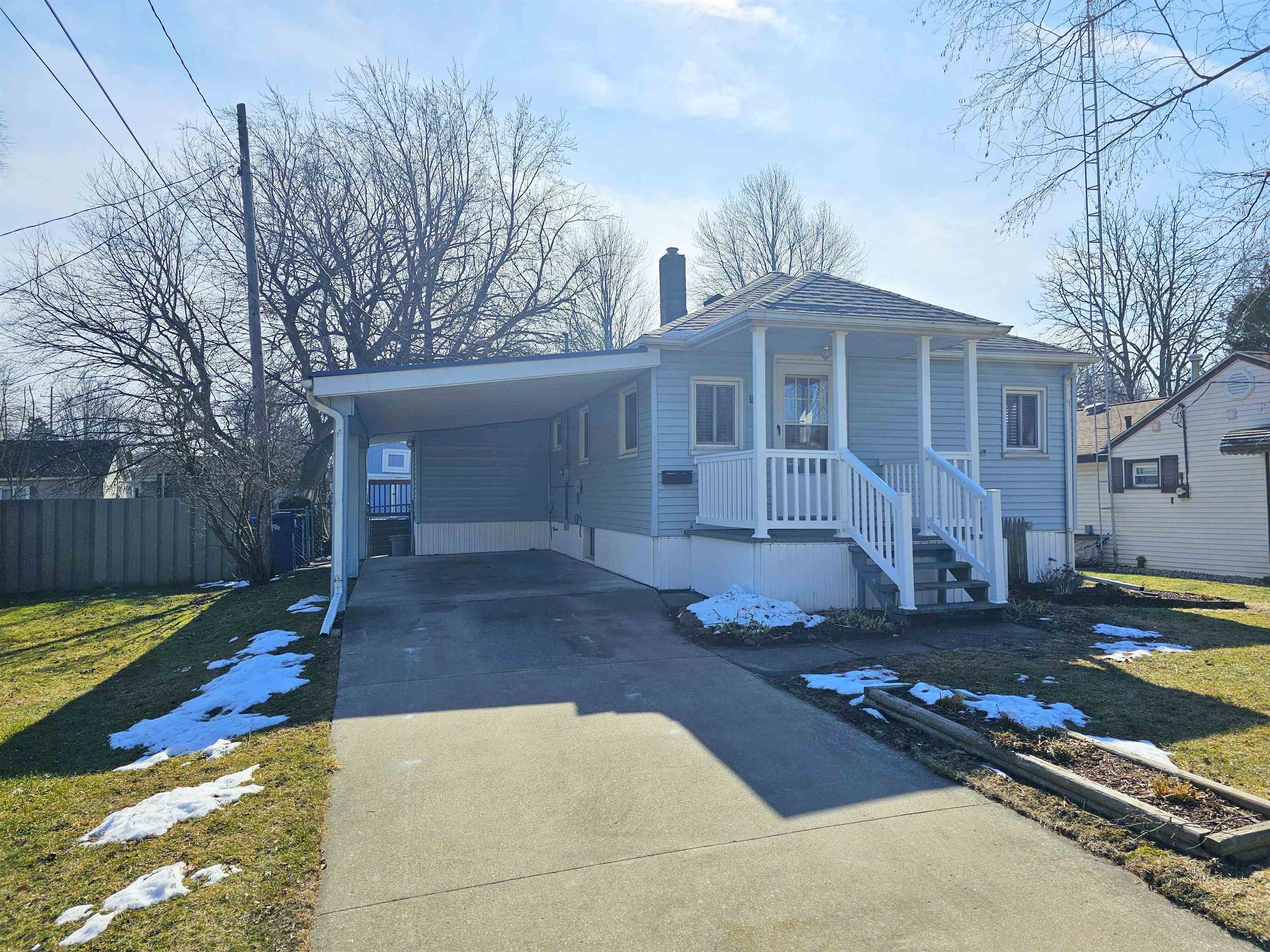 1106 Moore Street Ayre Rhinehart Bay