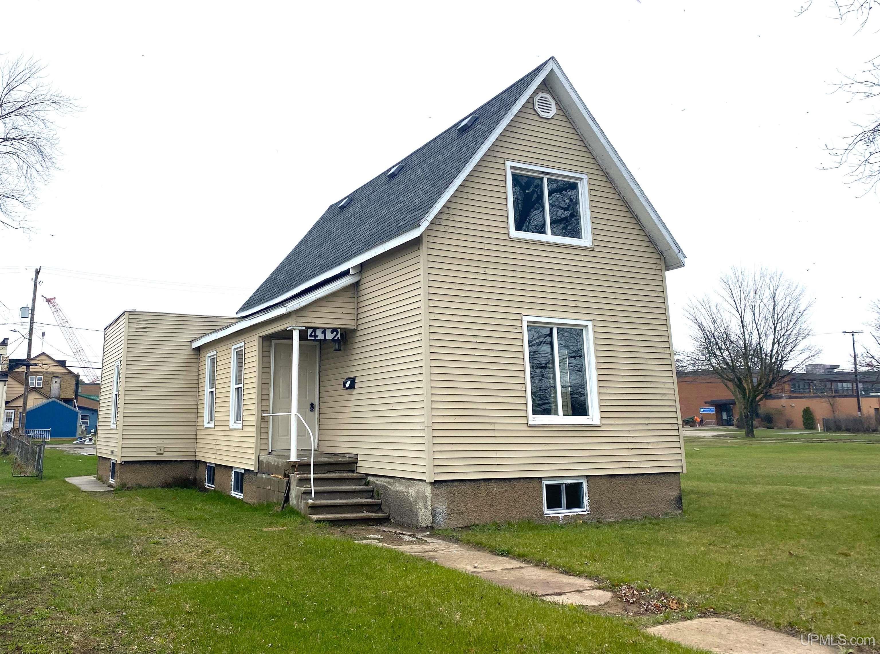 Photo # for Listing #50138642 in Escanaba