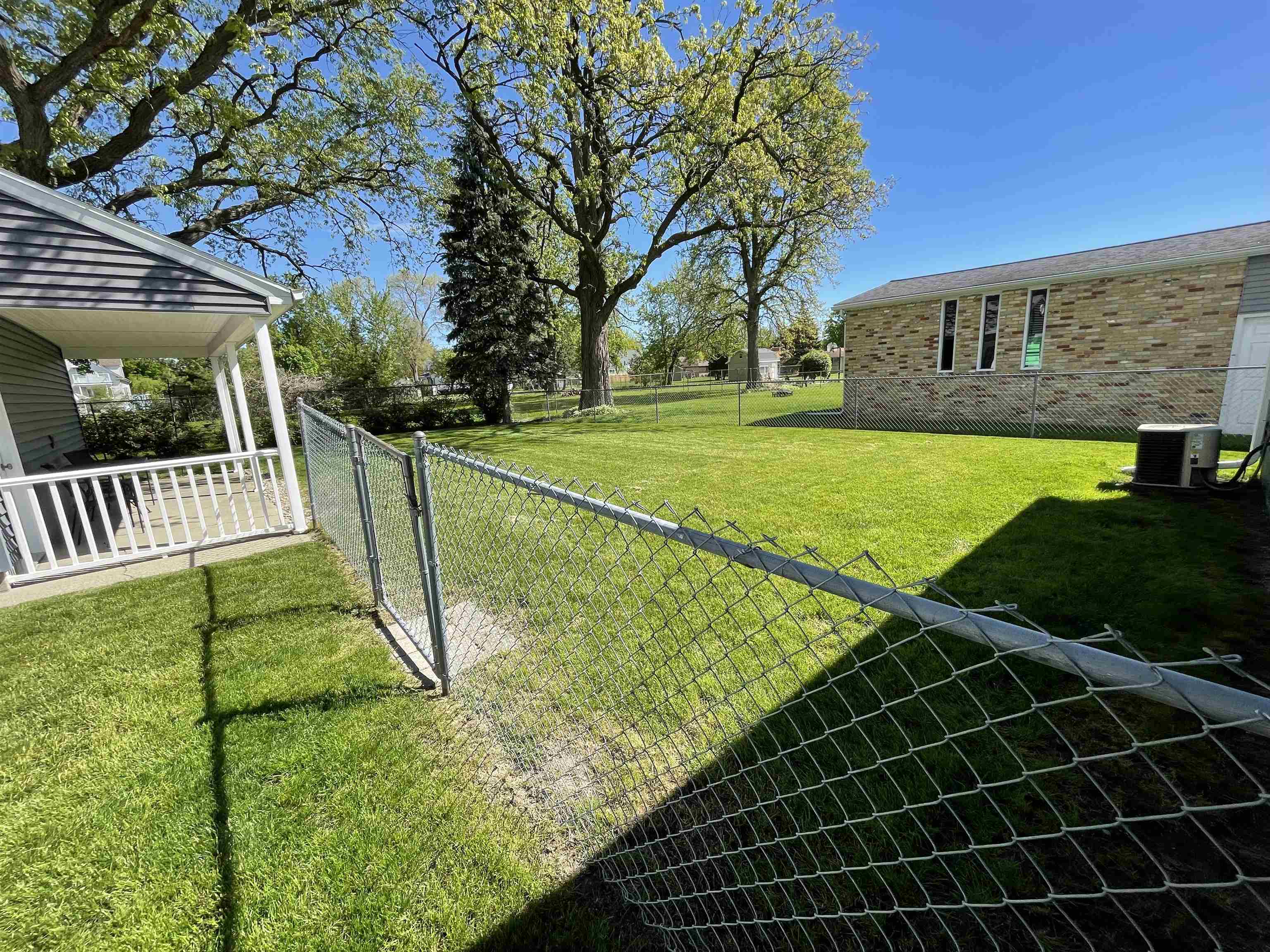 1605 30th Street Ayre Rhinehart Bay