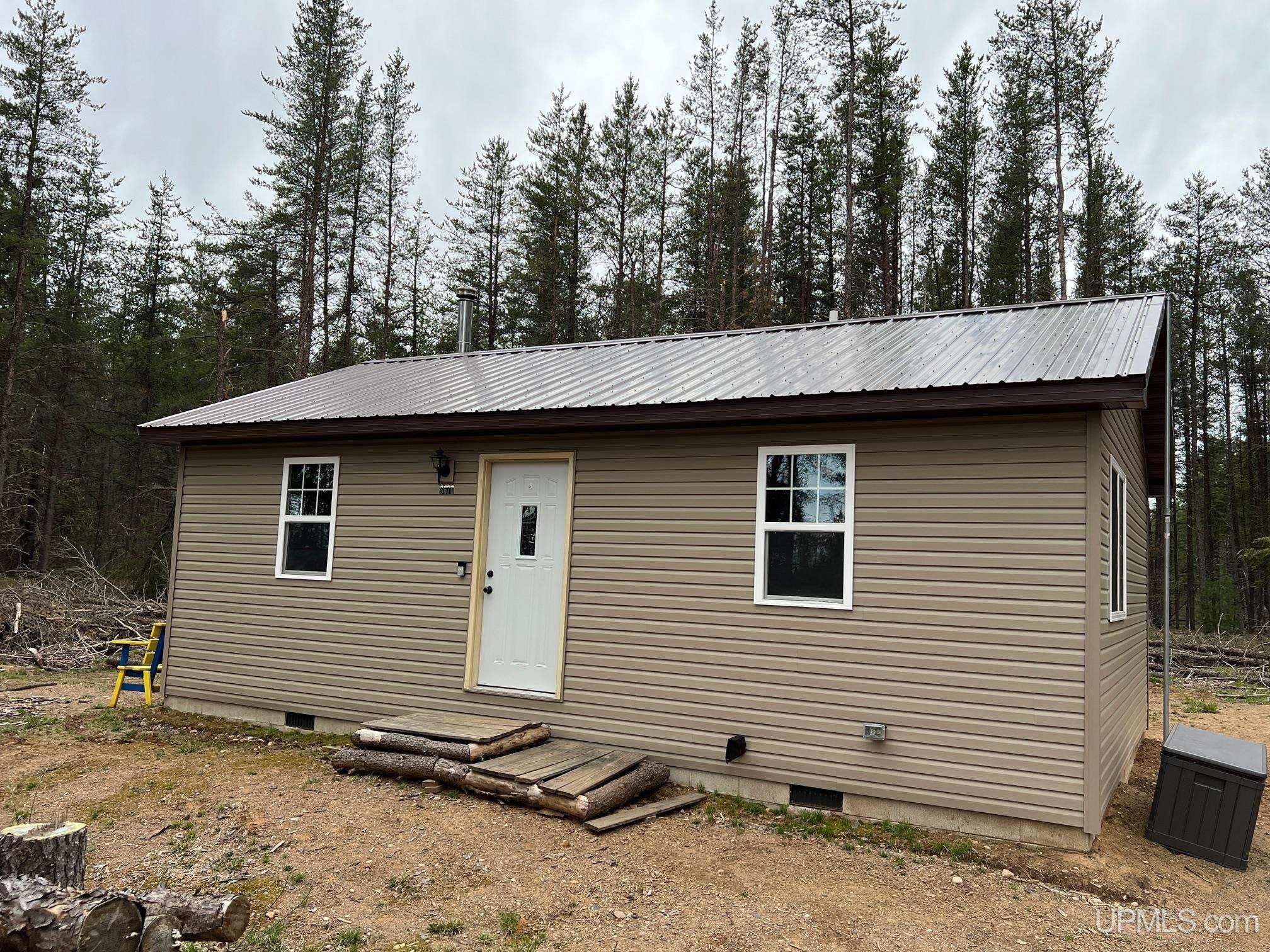 Photo # for Listing #50138499 in Ishpeming