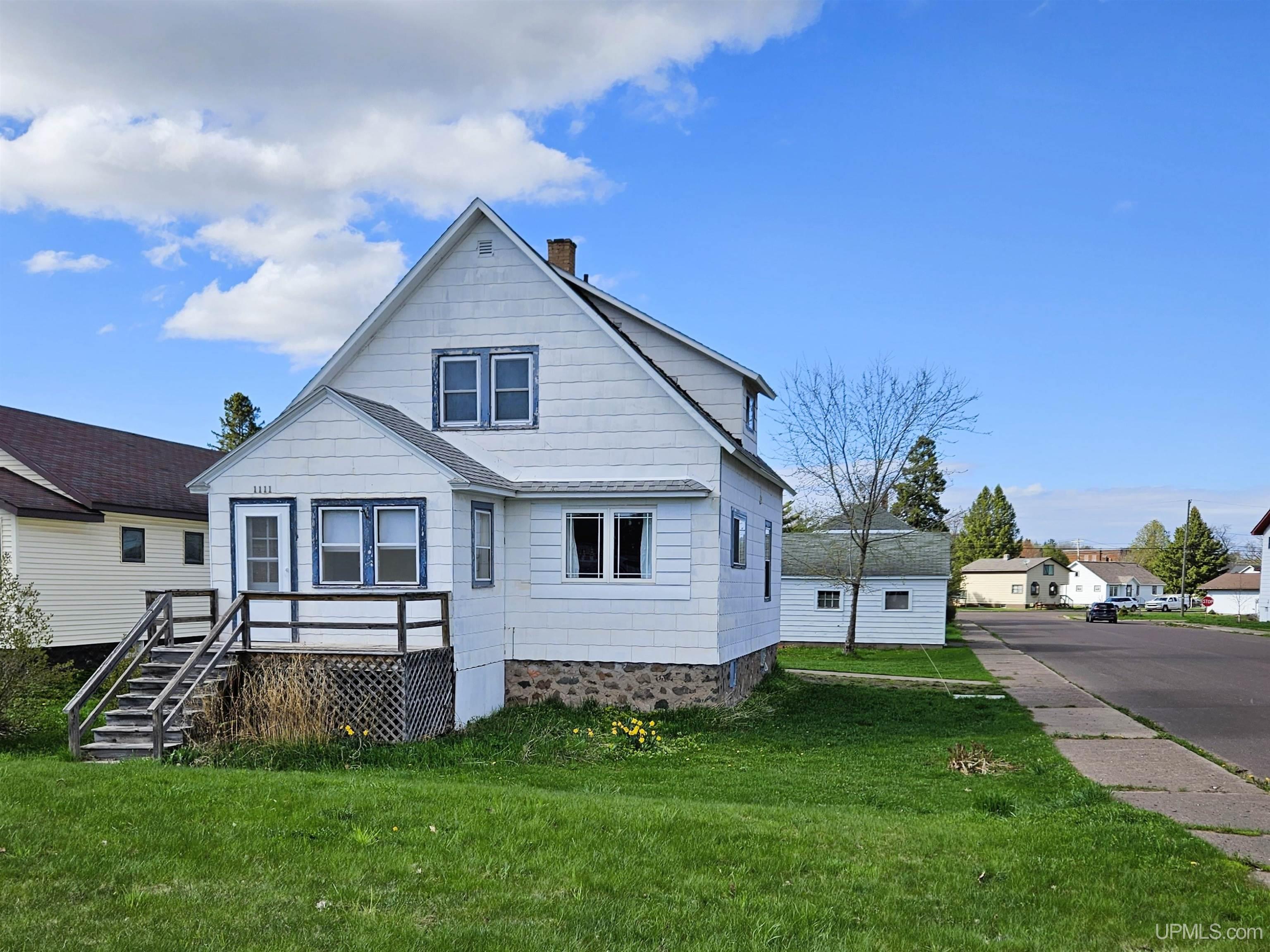 Photo # for Listing #50136498 in Wakefield