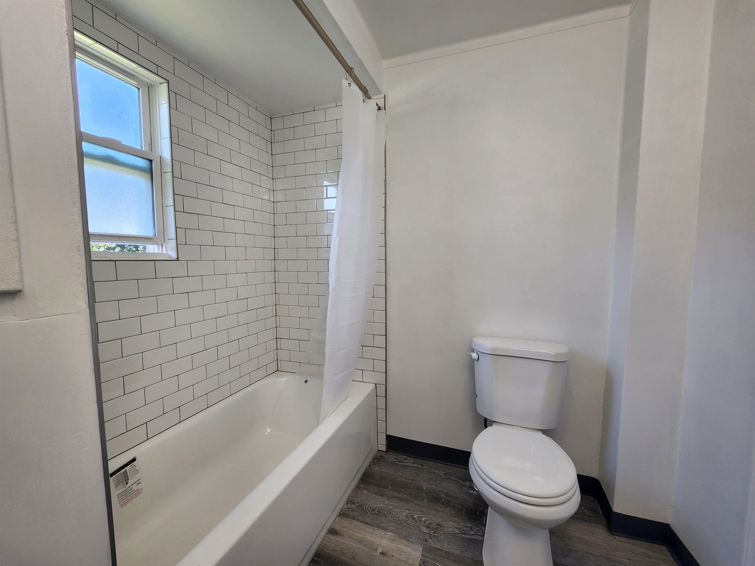 1700 S Erie Street Ayre Rhinehart Bay