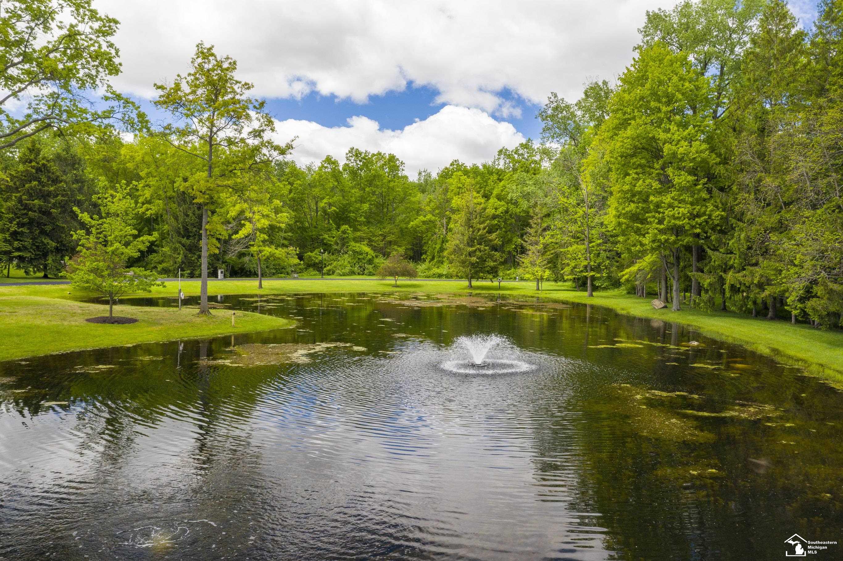 Homes for sale in Lambertville, MI | 9107 Pine Forest Cir, Lambertville, MI 48144 | MLS# 50161673