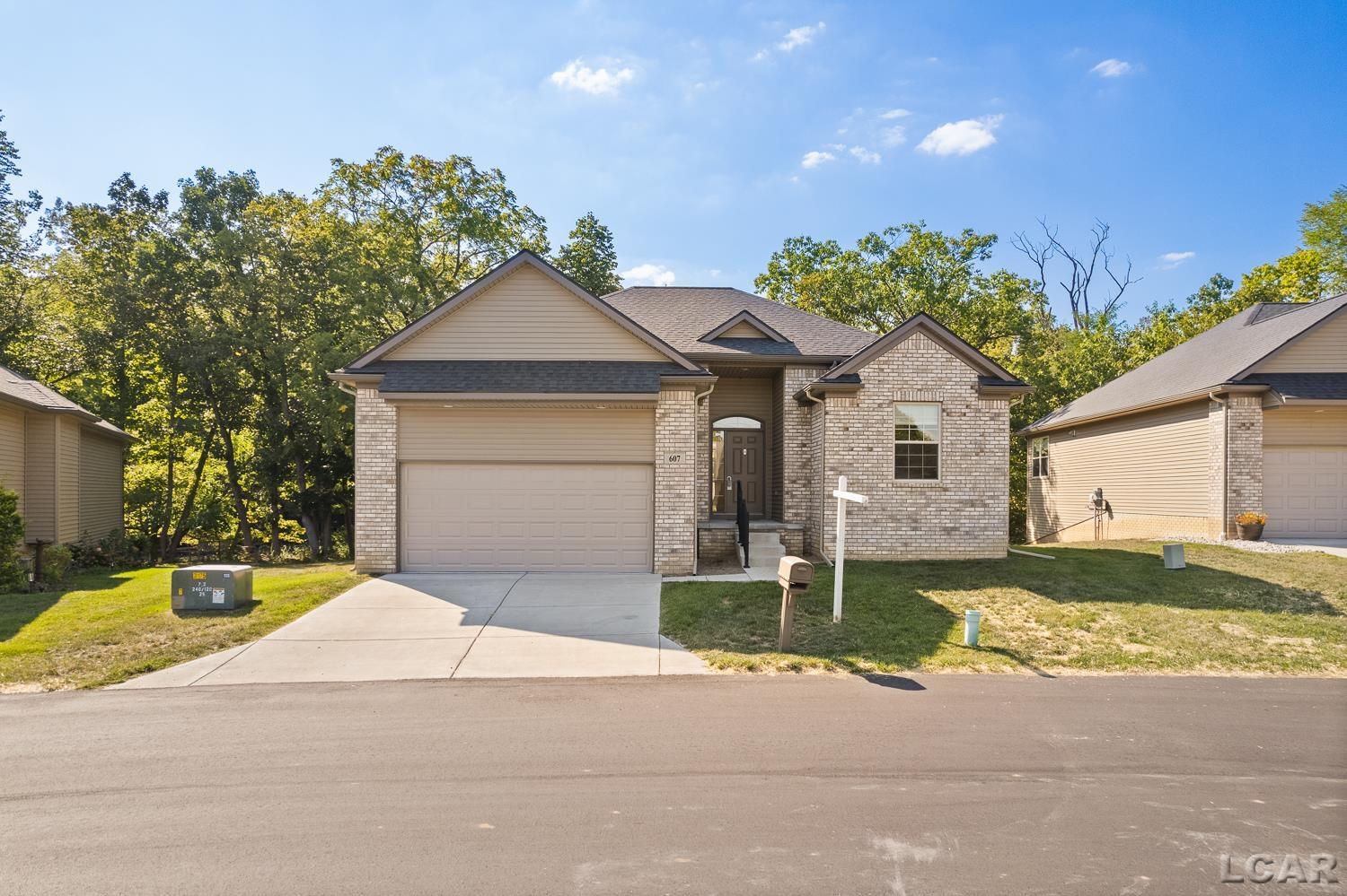 Homes for sale in Tecumseh, MI | 607 Shadow Brooke Ln, Tecumseh, MI 49286 | MLS# 50165738