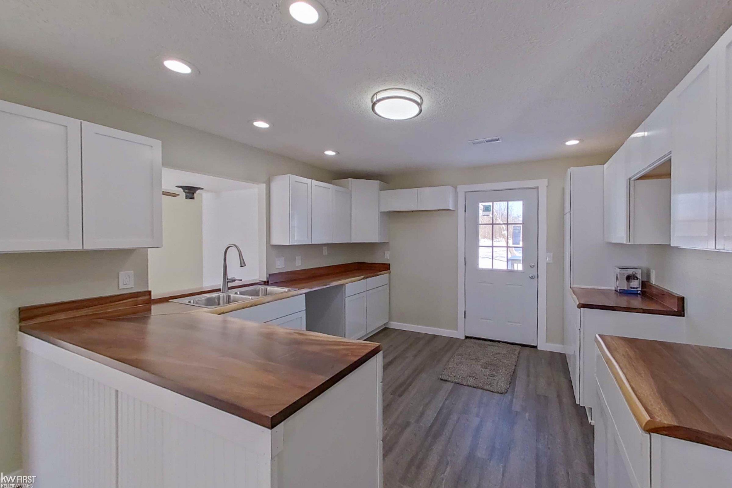 Homes for sale in Davison, MI | 7447 E Bristol Rd, Davison, MI 48423 | MLS# 50166842