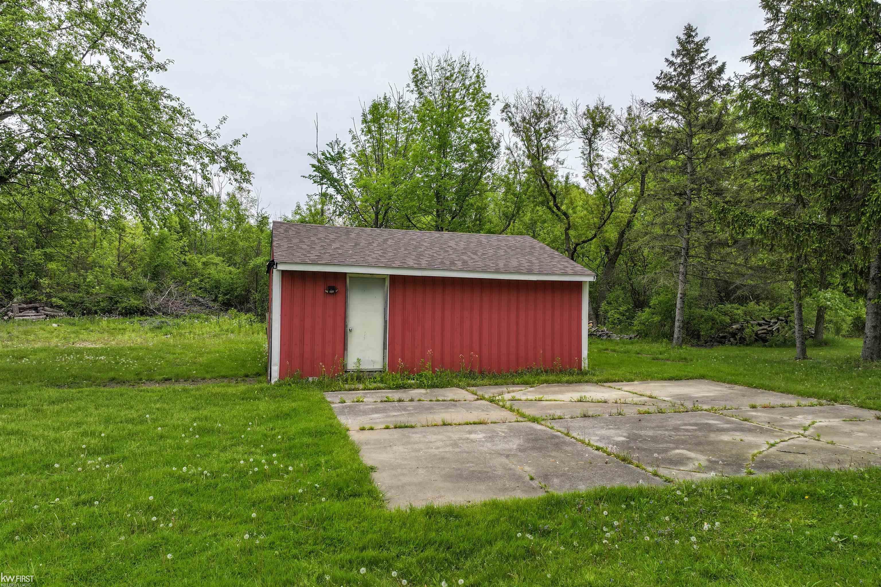 Homes for sale in Davison, MI | 7447 E Bristol Rd, Davison, MI 48423 | MLS# 50166842