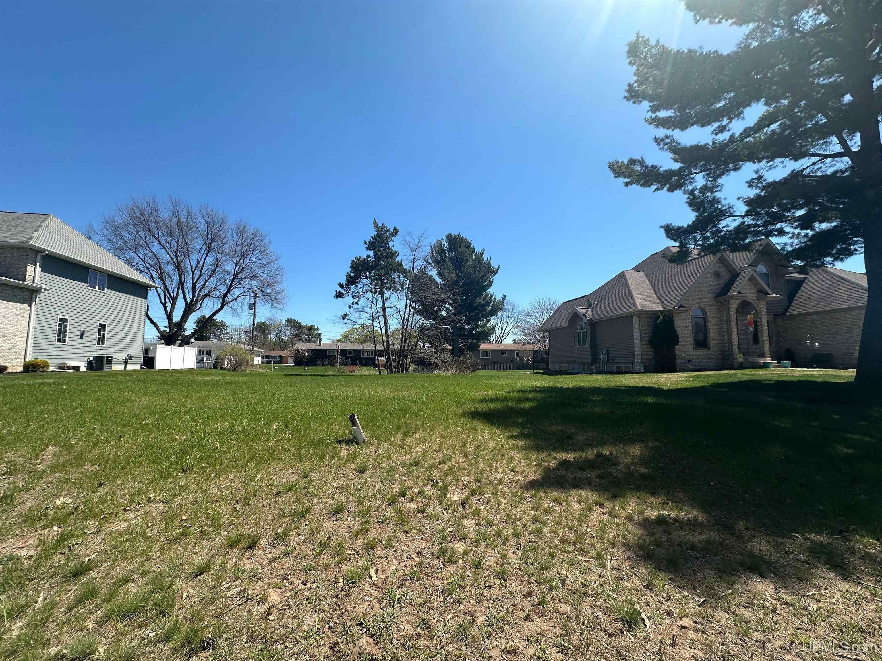 Homes for sale in Escanaba, MI | 1115 S 21st St, Escanaba, MI 49829 | MLS# 50167019