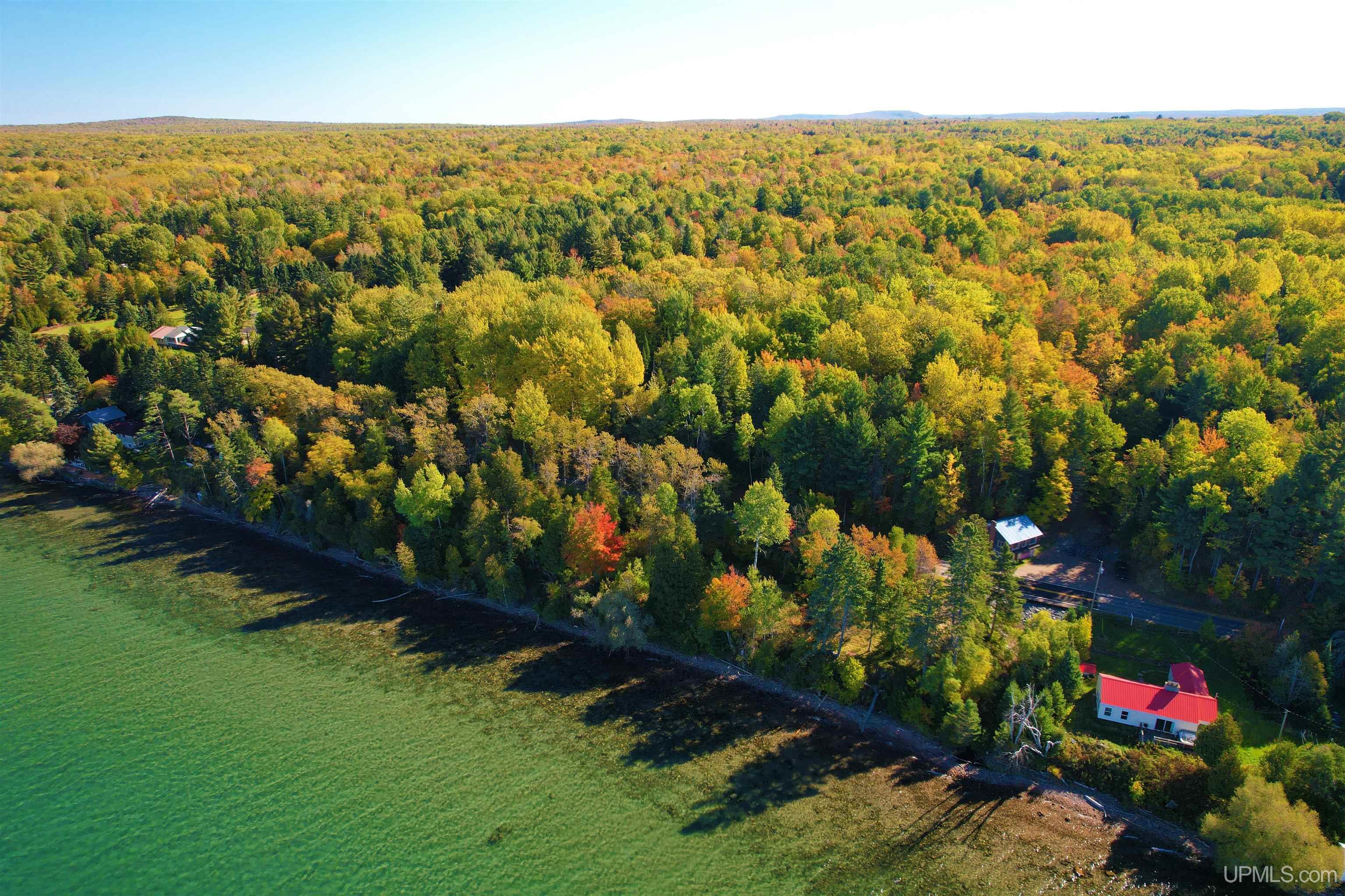 Homes for sale in L'anse, MI | 15537 Pequaming Rd, L'anse, MI 49946 | MLS# 50167917