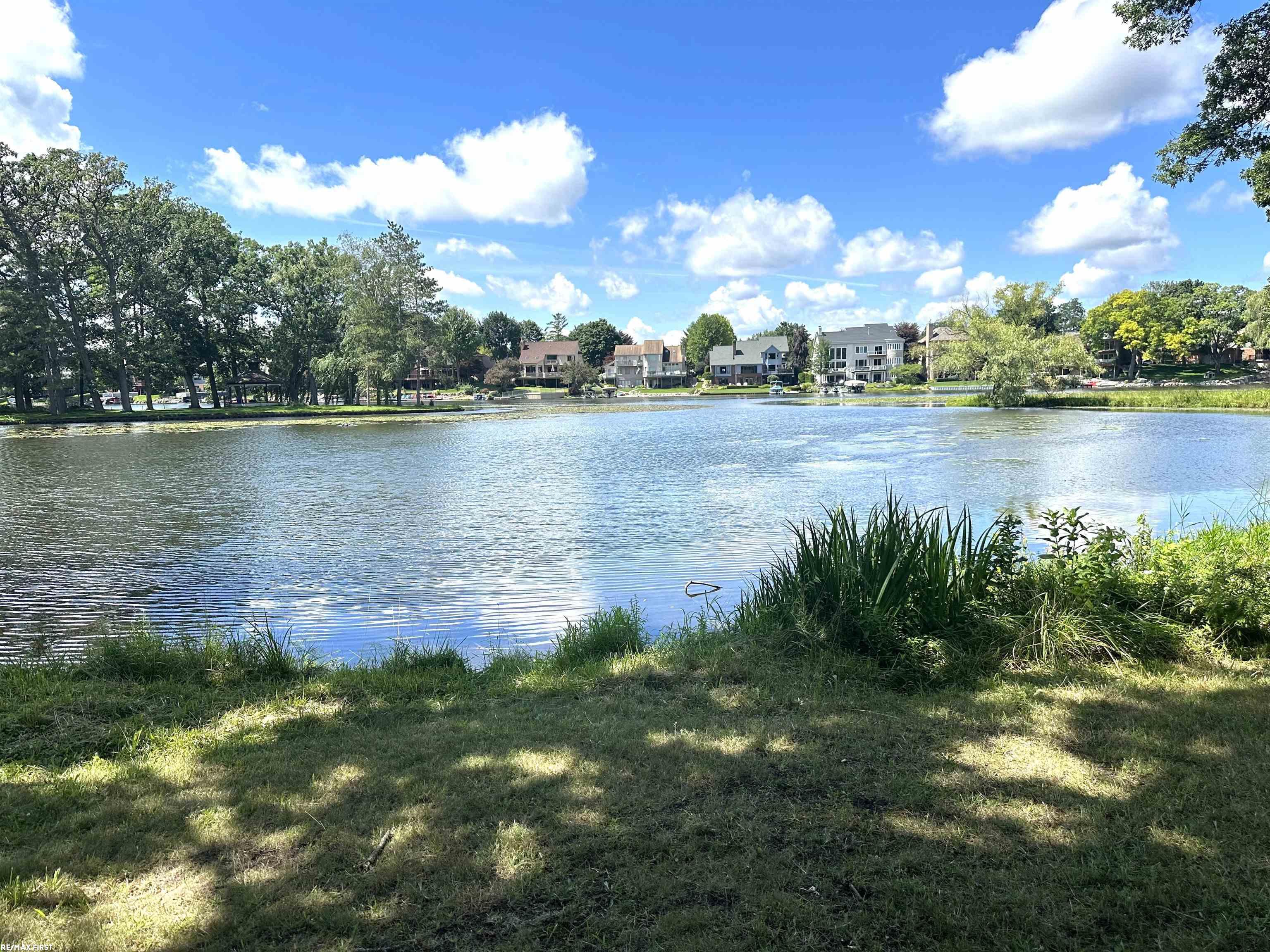 Homes for sale in Waterford, MI | 3685 Clintonville Rd, Waterford, MI 48329 | MLS# 50168532