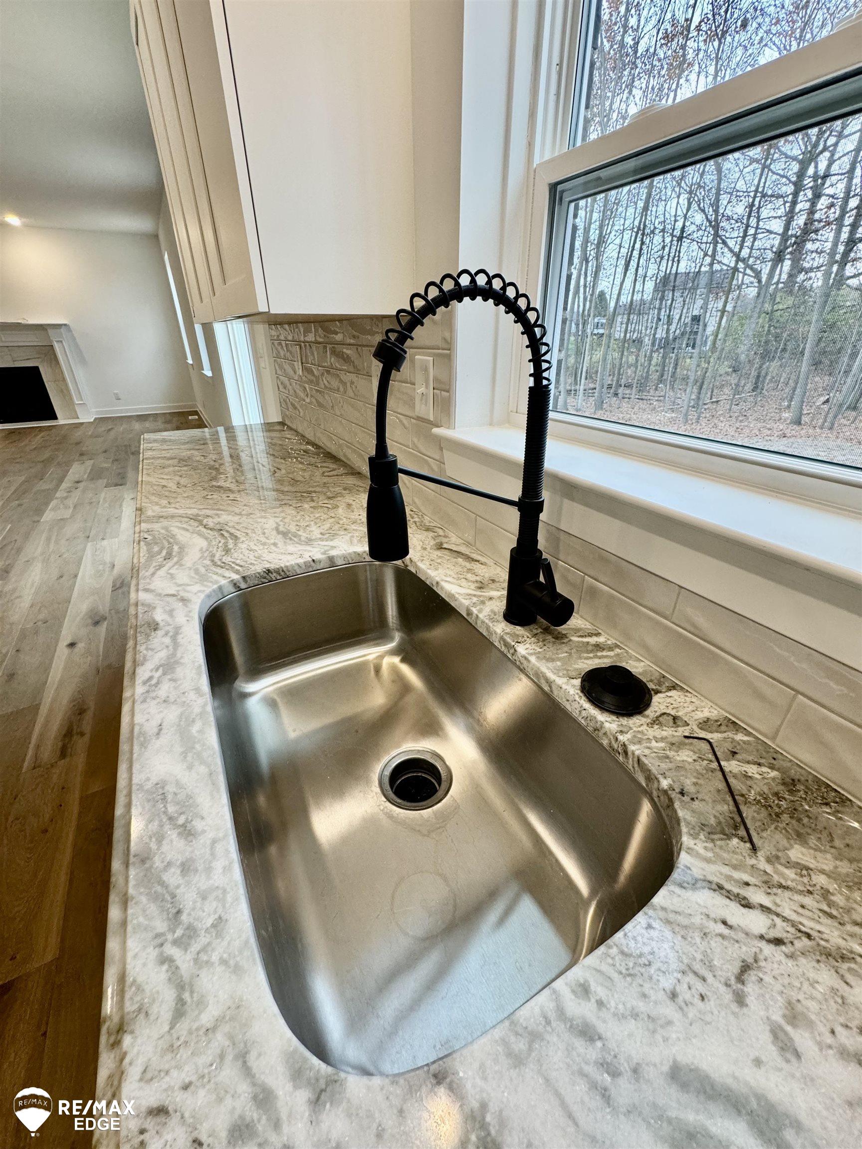 Homes for sale in Grand Blanc, MI | 8335 Peninsula Cir, Grand Blanc, MI 48439 | MLS# 50169550