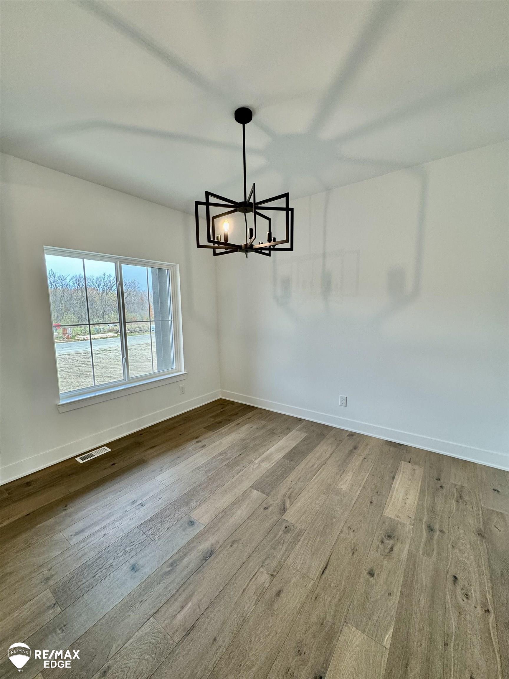 Homes for sale in Grand Blanc, MI | 8335 Peninsula Cir, Grand Blanc, MI 48439 | MLS# 50169550