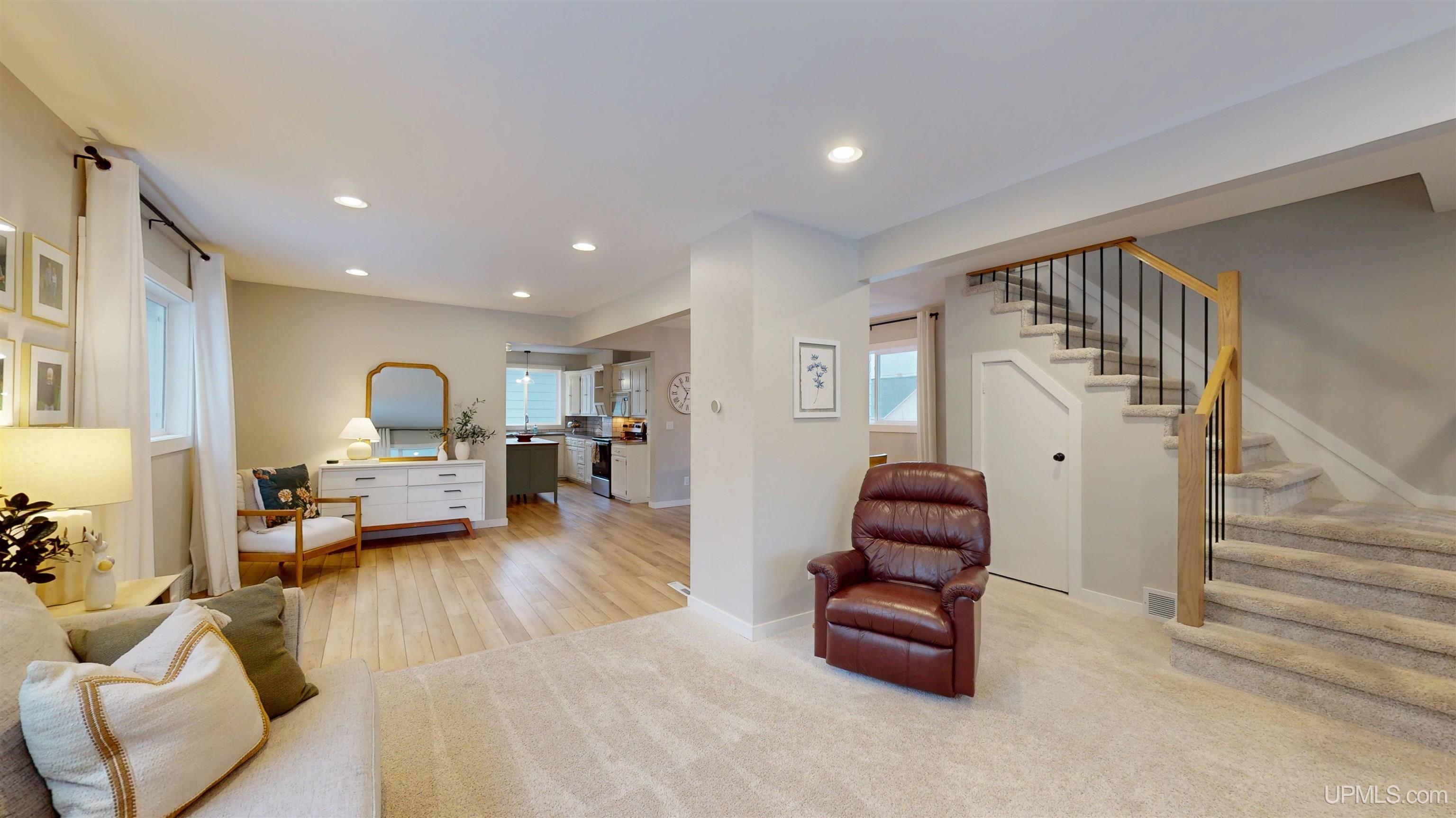 Homes for sale in Negaunee, MI | 934 Oak St, Negaunee, MI 49866 | MLS# 50170043