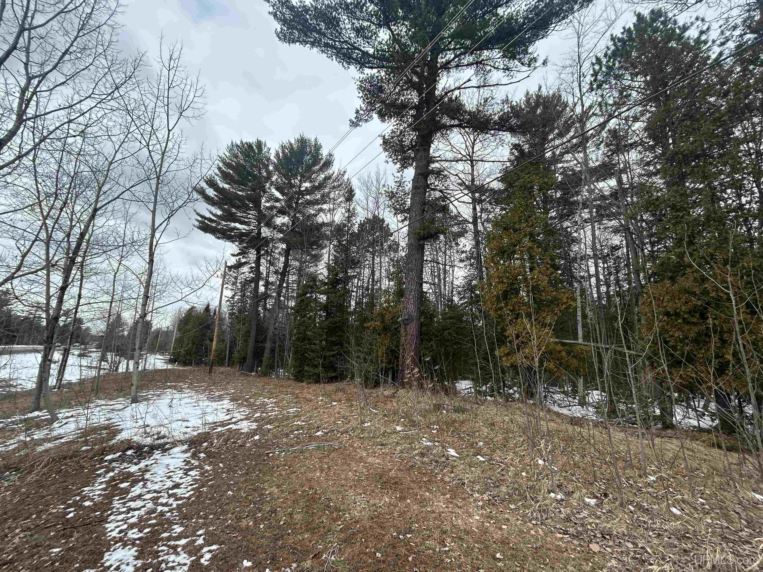 Homes for sale in Marquette, MI | 1129 E M28 Hwy, Marquette, MI 49855 | MLS# 50171017