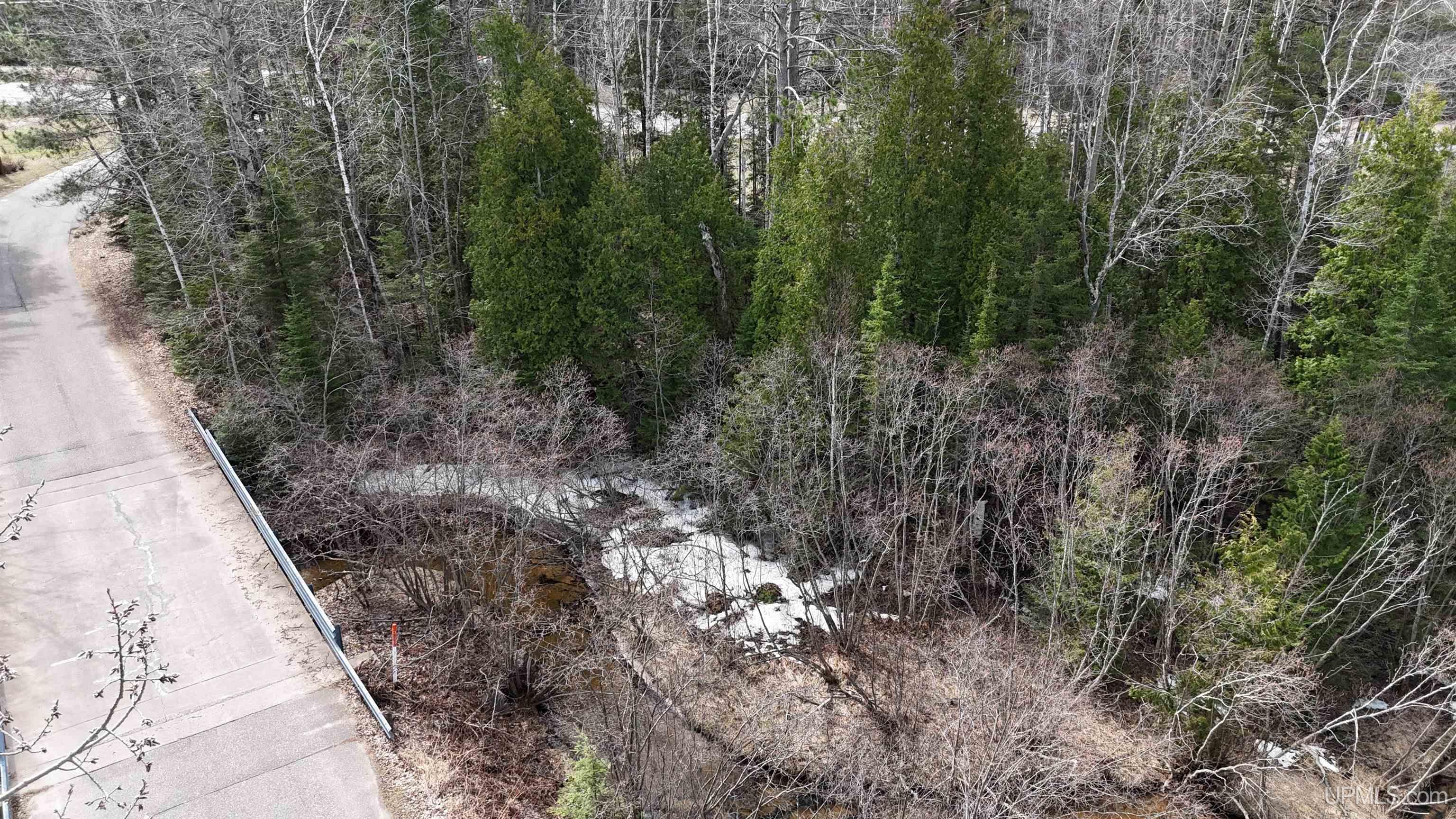 Homes for sale in Marquette, MI | 1129 E M28 Hwy, Marquette, MI 49855 | MLS# 50171017