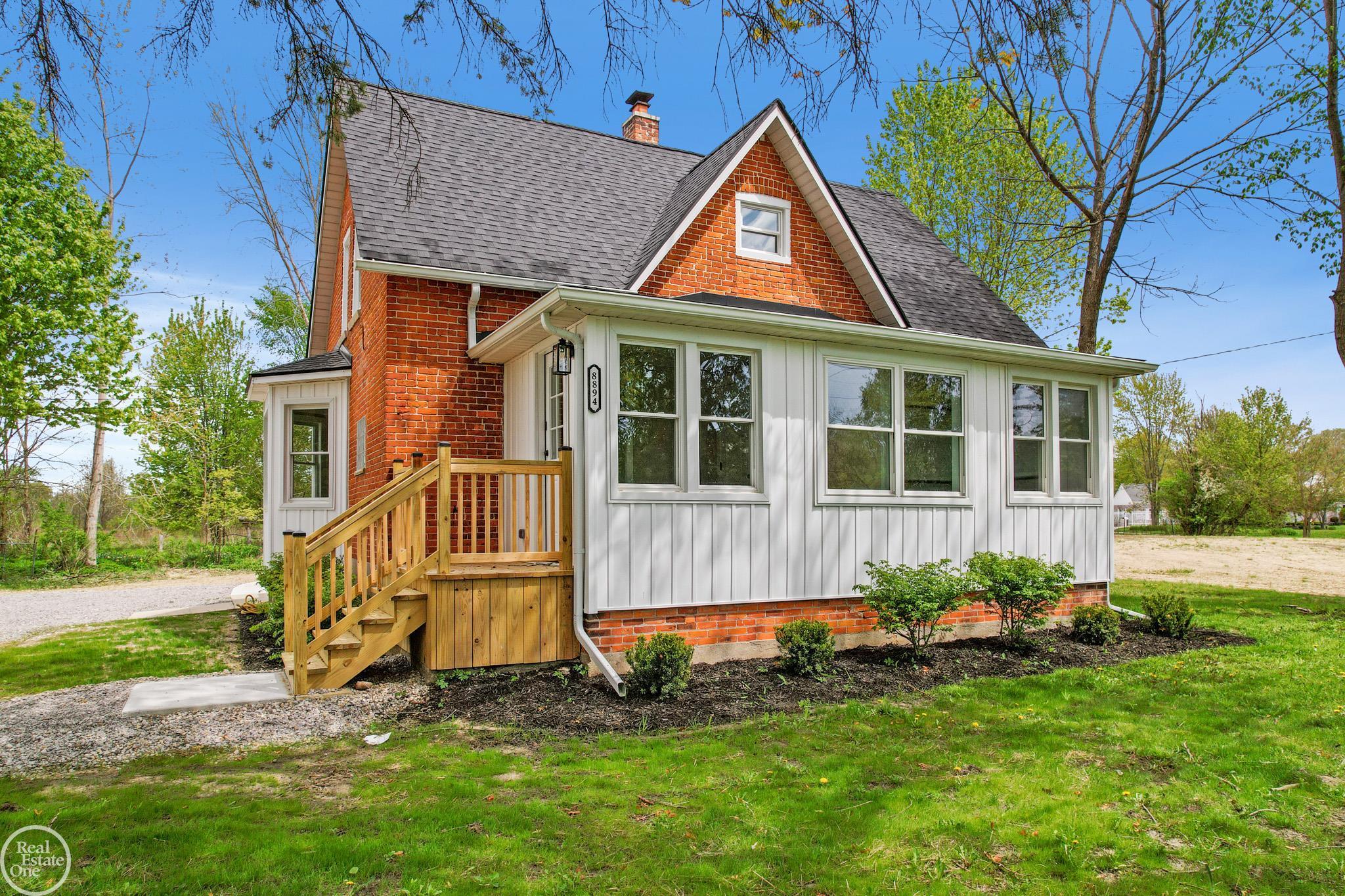 Homes for sale in Fair Haven, MI | 8894 Arnold Rd, Fair Haven, MI 48023 | MLS# 50172192