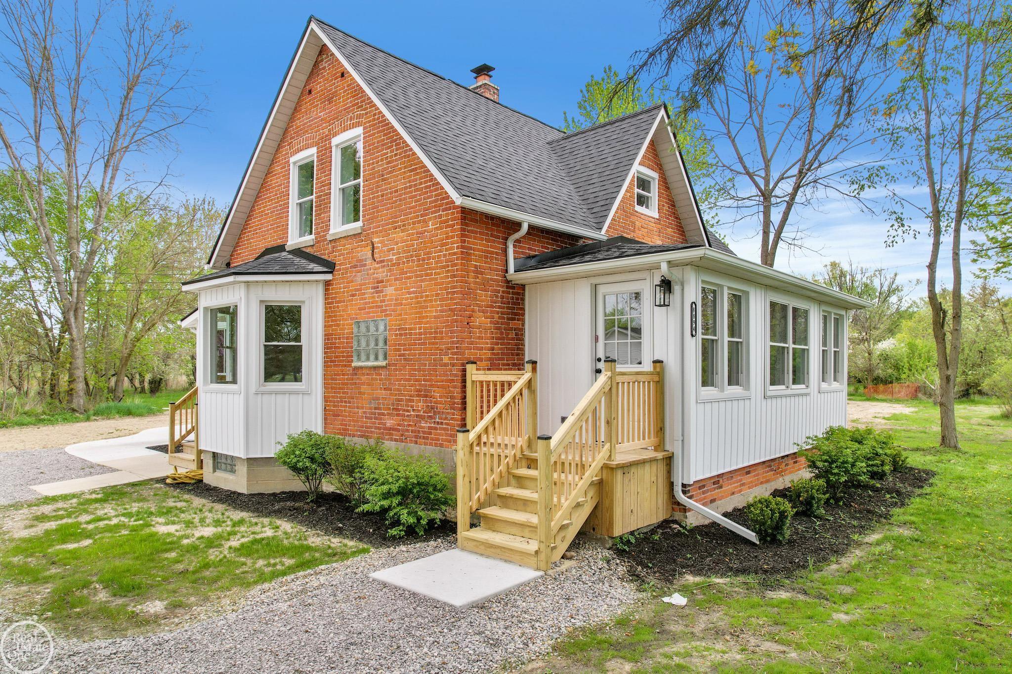 Homes for sale in Fair Haven, MI | 8894 Arnold Rd, Fair Haven, MI 48023 | MLS# 50172192