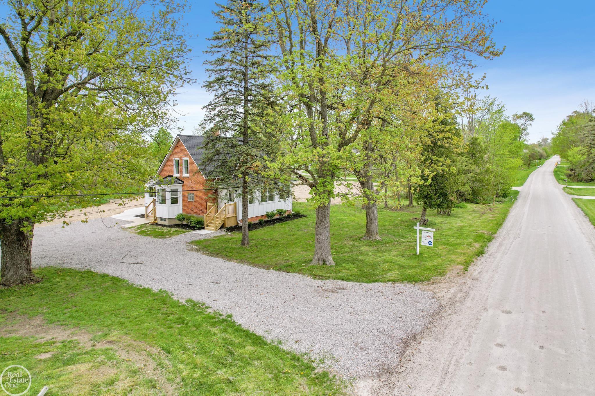 Homes for sale in Fair Haven, MI | 8894 Arnold Rd, Fair Haven, MI 48023 | MLS# 50172192