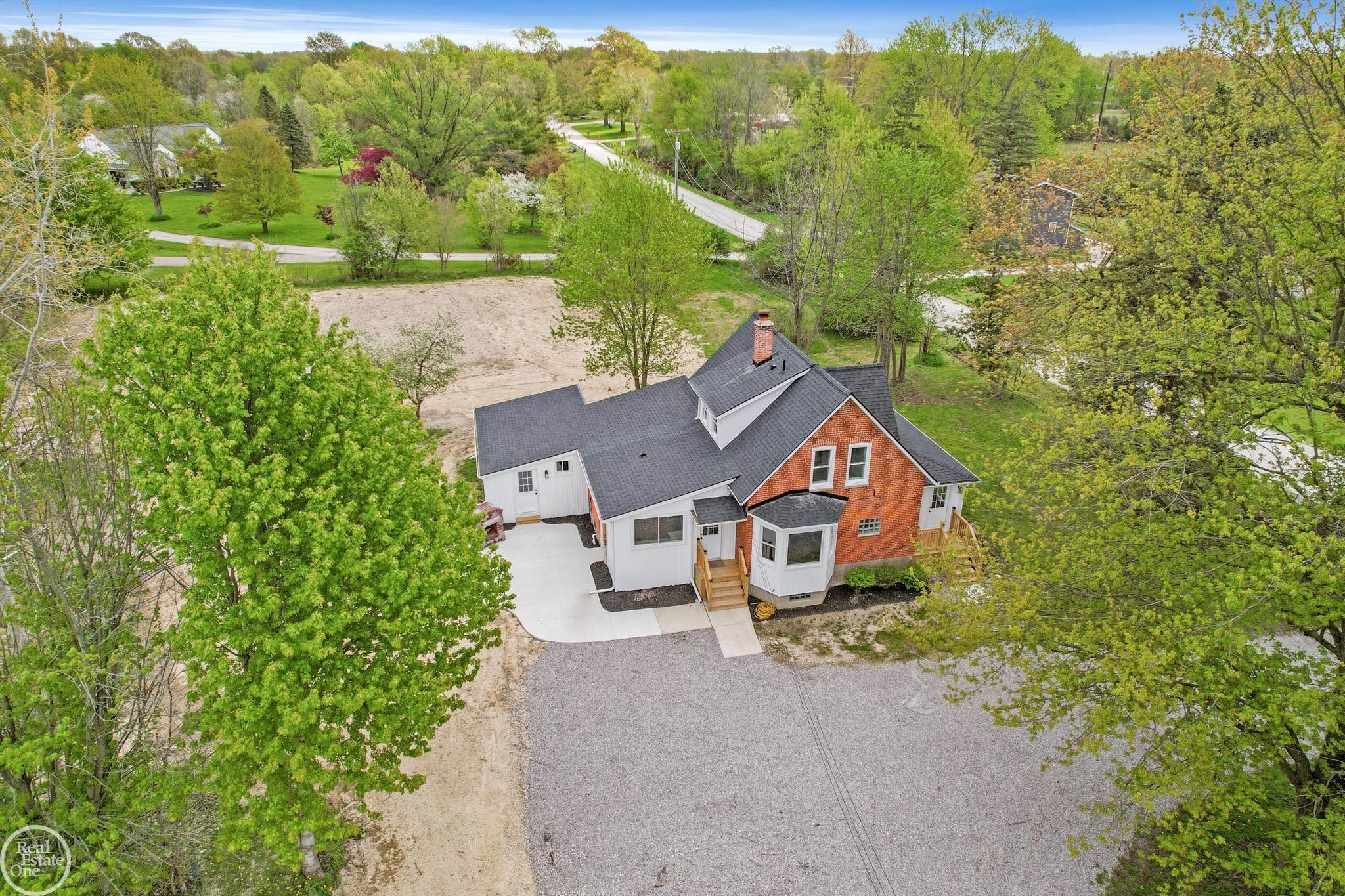 Homes for sale in Fair Haven, MI | 8894 Arnold Rd, Fair Haven, MI 48023 | MLS# 50172192