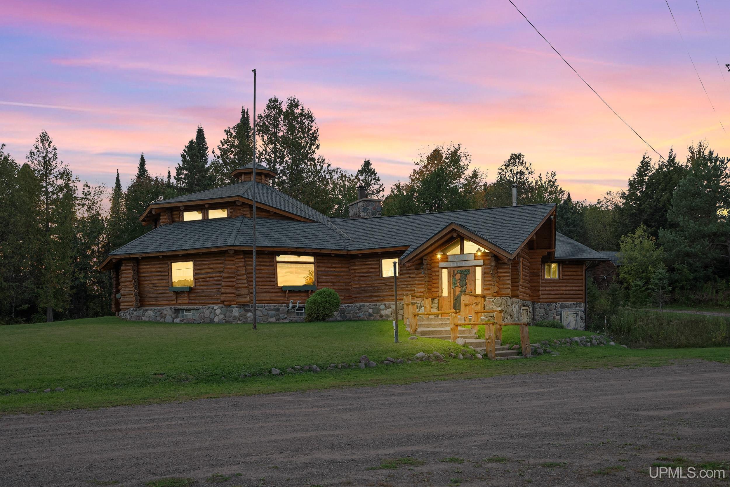 Homes for sale in Bessemer, MI | 5964 E Us Hwy 2 Hwy, Bessemer, MI 49938 | MLS# 50173287