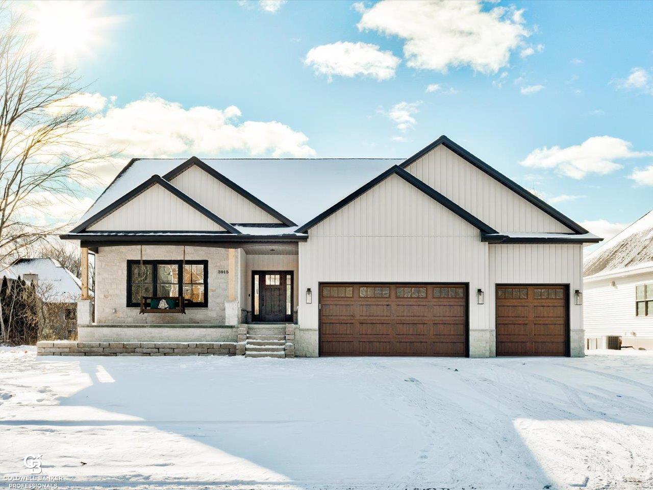 Homes for sale in Fort Gratiot, MI | 3915 Capital Ave, Fort Gratiot, MI 48059 | MLS# 50177448