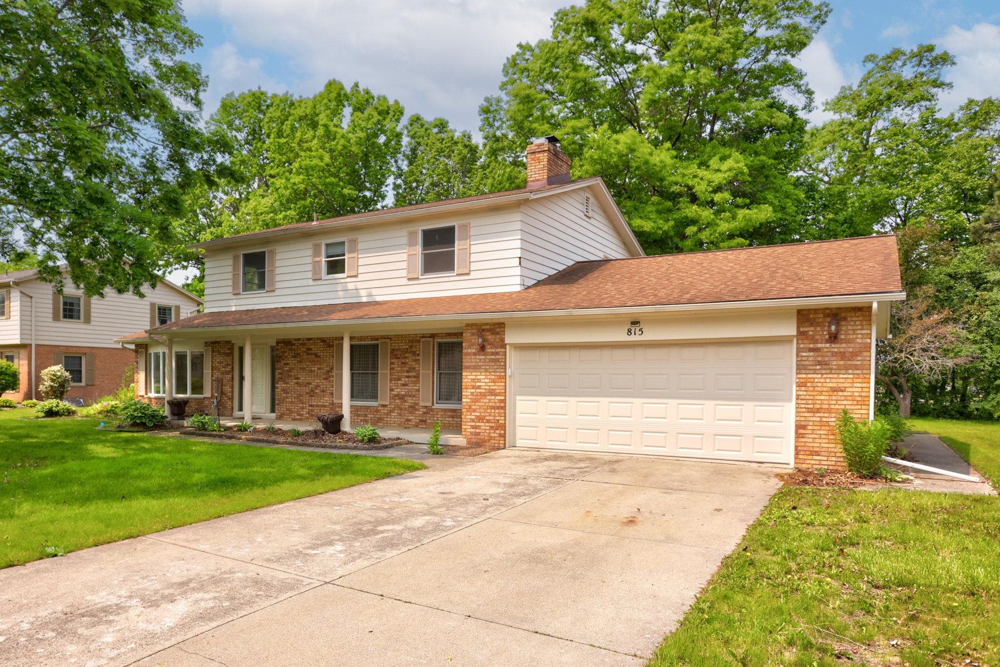 Homes for sale in Saginaw, MI | 815 Canterbury Dr, Saginaw, MI 48638 | MLS# 50177538