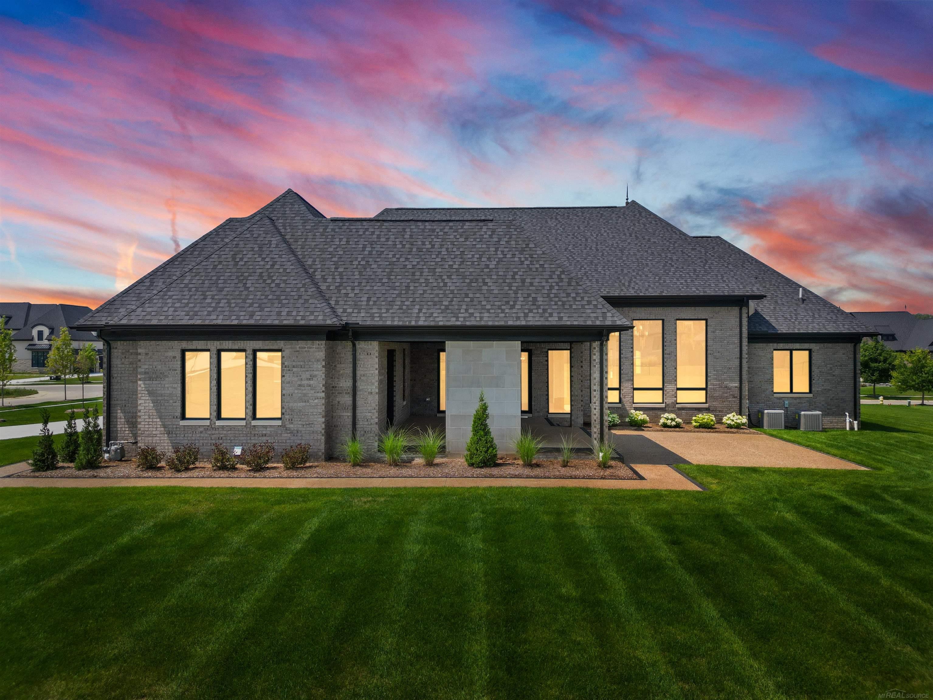 Homes for sale in Washington Twp, MI | 61570 Cotswold Dr, Washington Twp, MI 48094 | MLS# 50178274