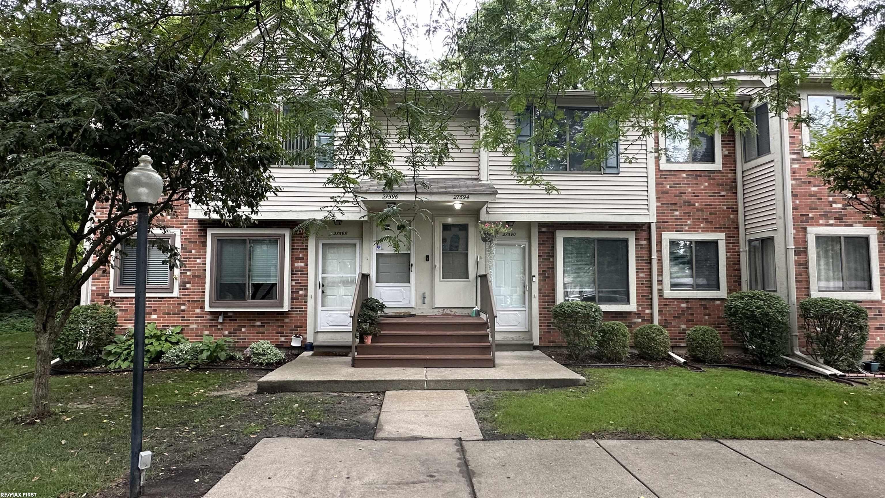 Homes for sale in Harrison Twp, MI | 27594 Harrison Woods Ln, Harrison Twp, MI 48045 | MLS# 50178296