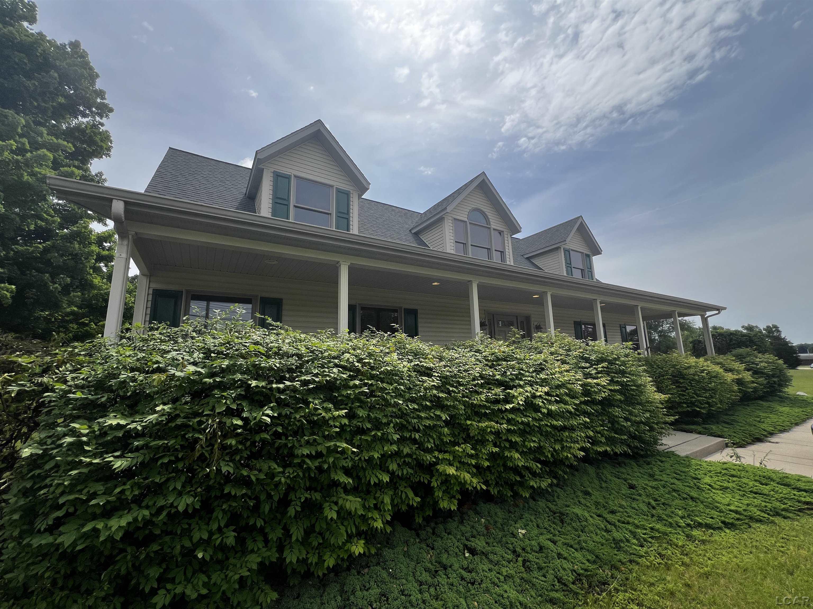 Homes for sale in Adrian, MI | 4623 N Adrian Hwy, Adrian, MI 49221 | MLS# 50179171