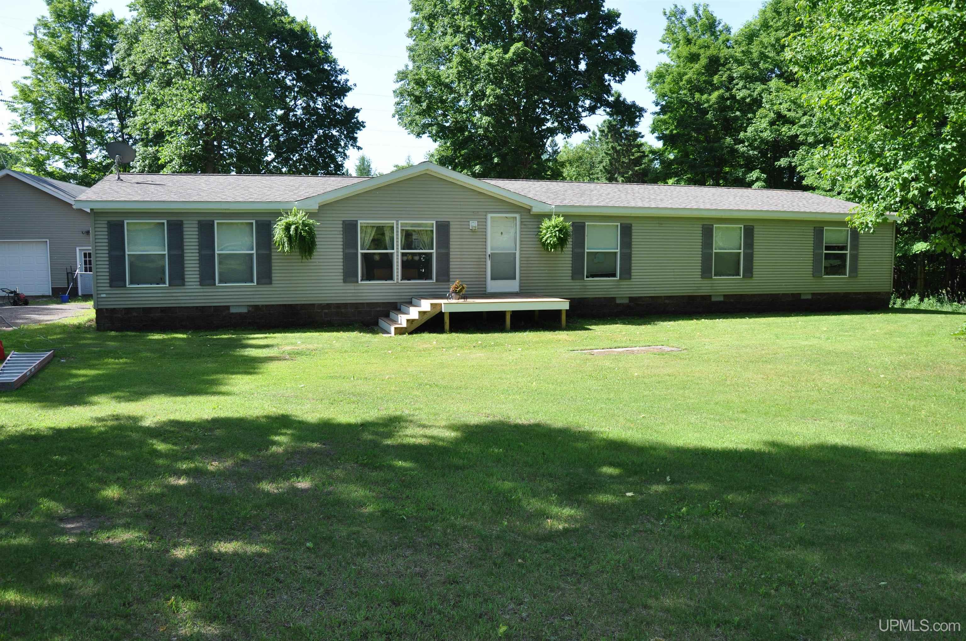 Homes for sale in Eben Junction, MI | 2347 E M 94 Hwy, Eben Junction, MI 49825 | MLS# 50179852