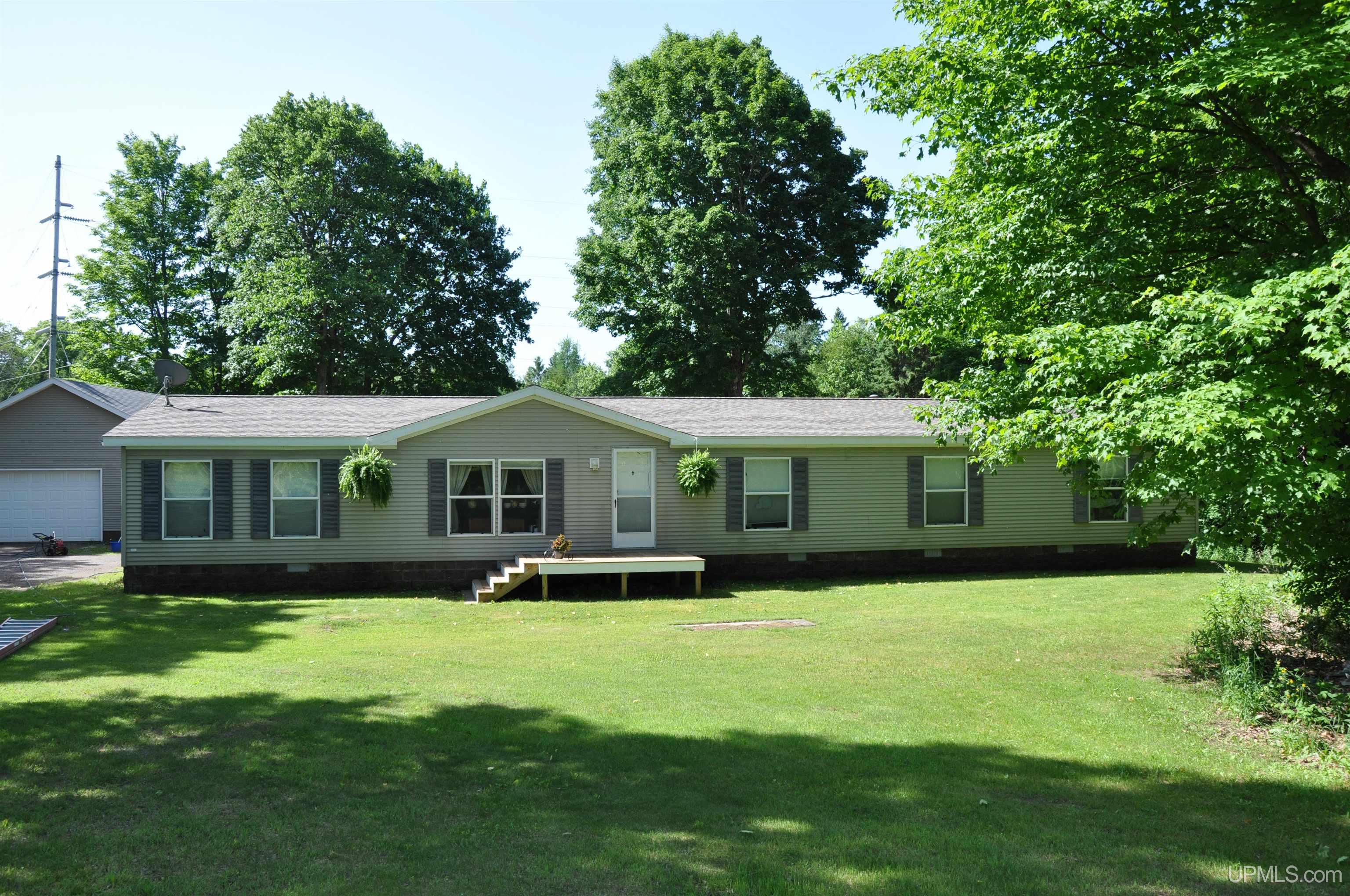 Homes for sale in Eben Junction, MI | 2347 E M 94 Hwy, Eben Junction, MI 49825 | MLS# 50179852