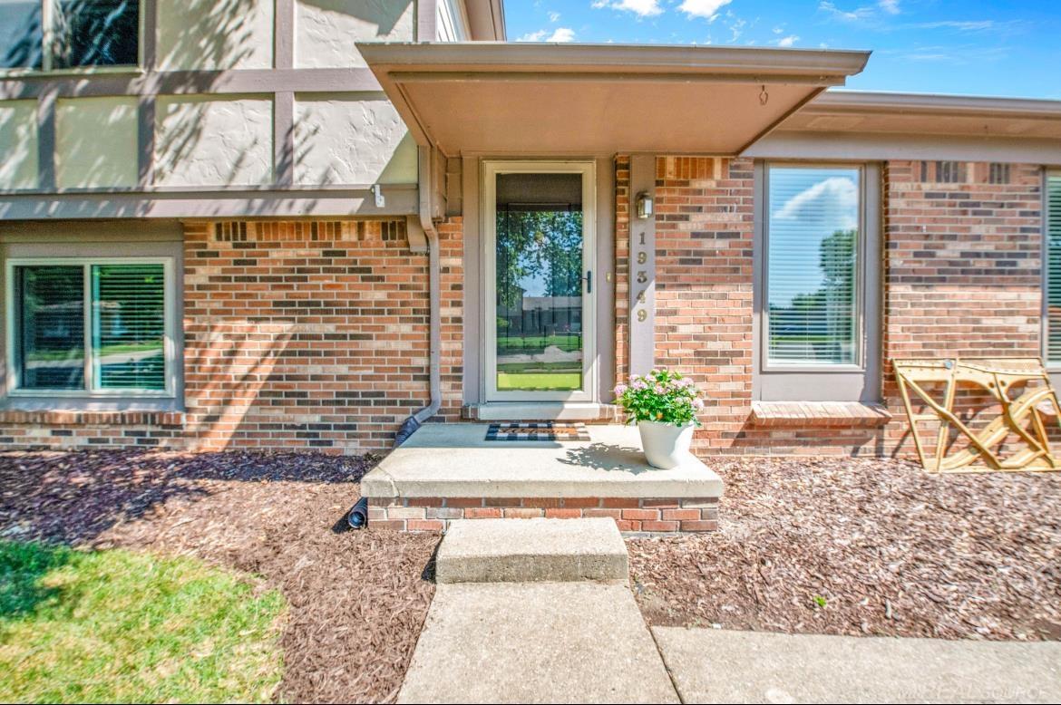 Homes for sale in Clinton Township, MI | 19349 Todd Dr, Clinton Township, MI 48038 | MLS# 50181282