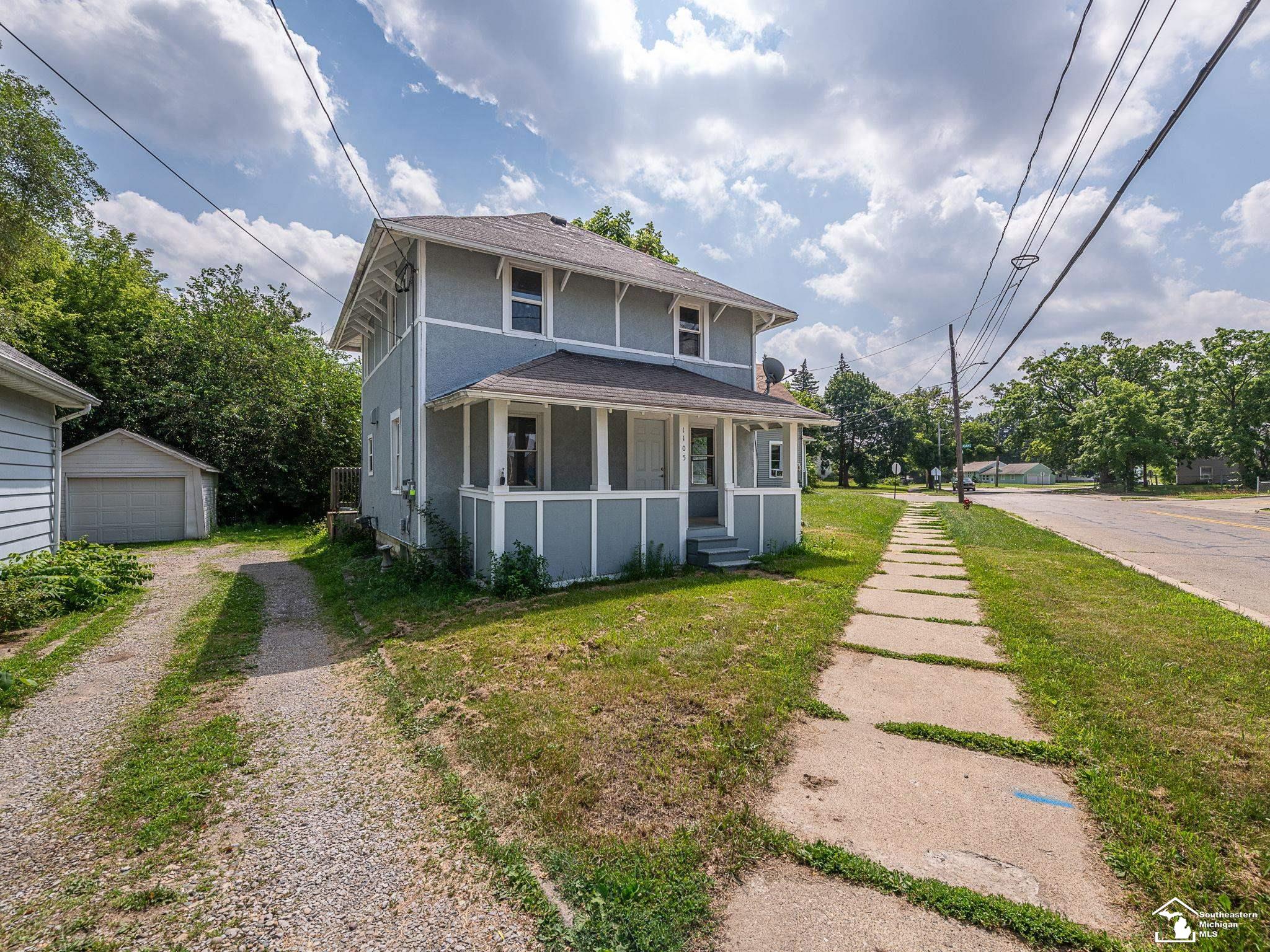 Homes for sale in Jackson, MI | 1105 Clinton Rd, Jackson, MI 49202 | MLS# 50181613