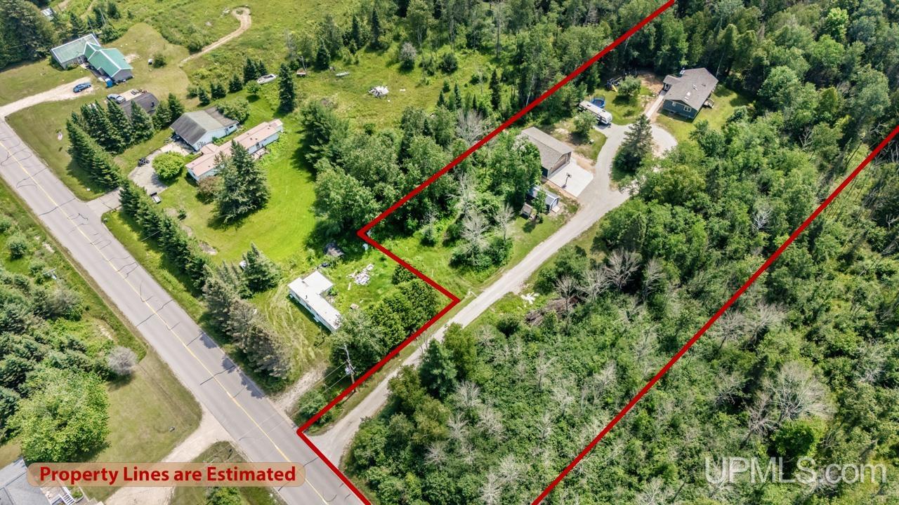 Homes for sale in Gladstone, MI | 5935 Brampton 275 Rd, Gladstone, MI 49837 | MLS# 50181894