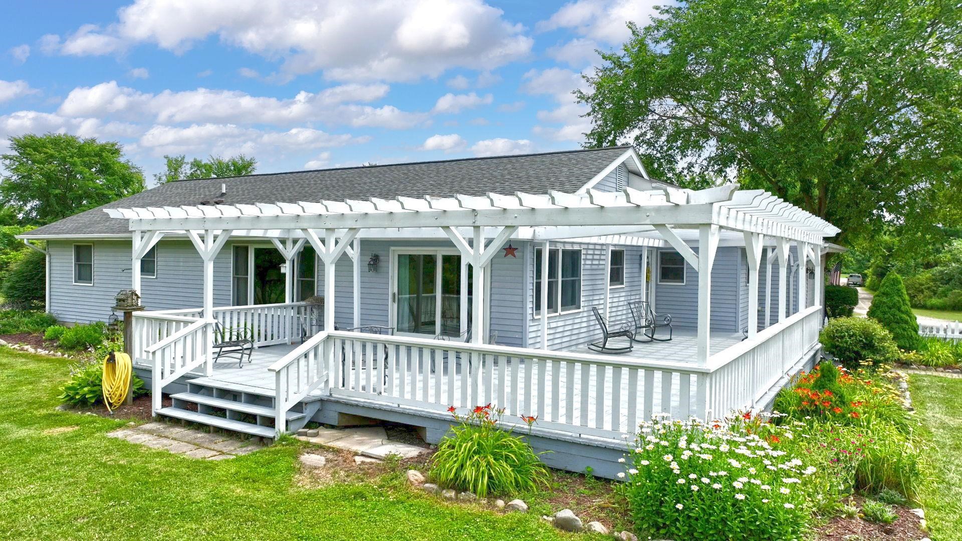 Homes for sale in Cottrellville, MI | 6298 Marsh Rd, Cottrellville, MI 48039 | MLS# 50182528