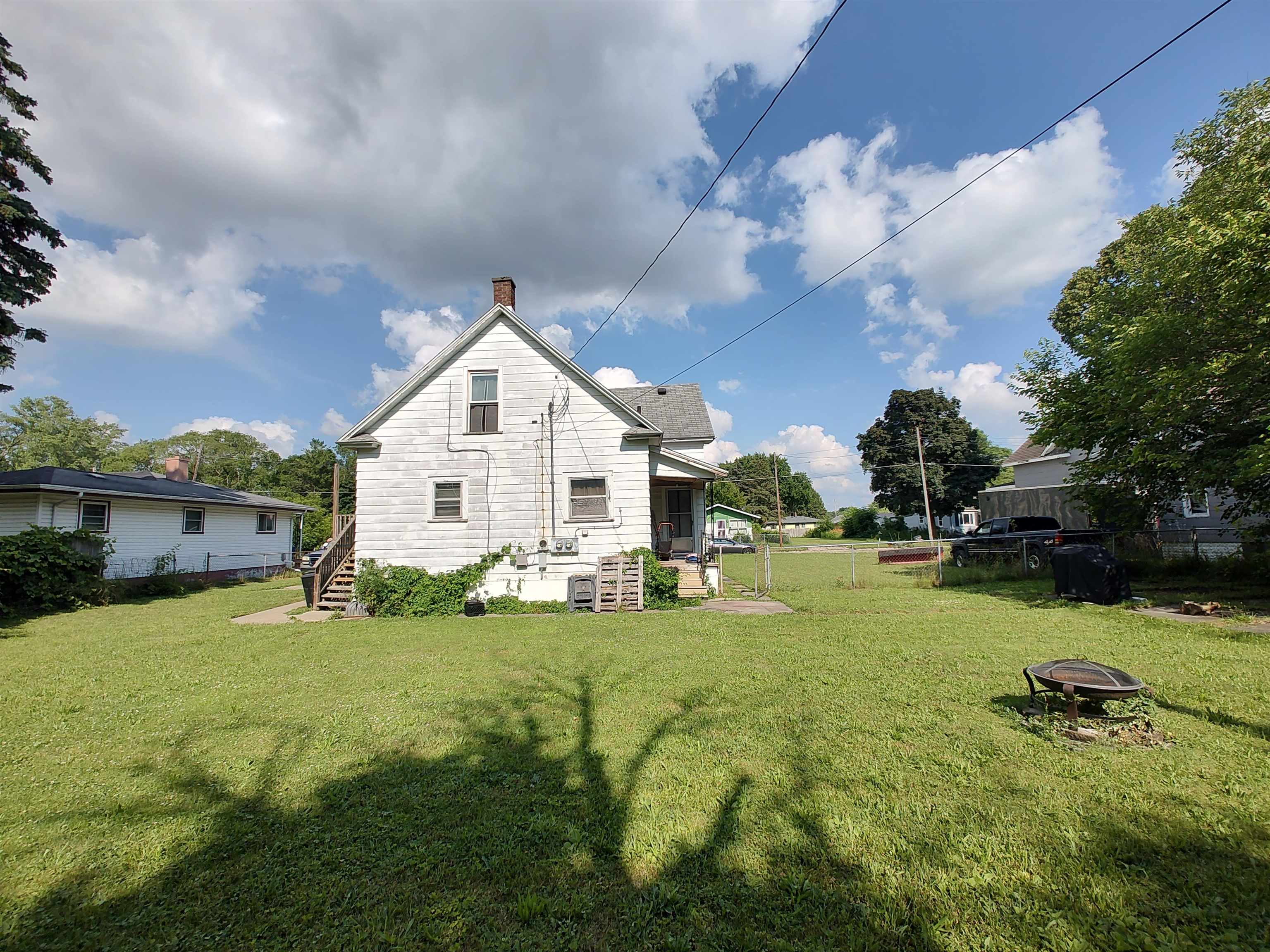 Homes for sale in Saginaw, MI | 2401 Lowell Ave, Saginaw, MI 48601 | MLS# 50182686