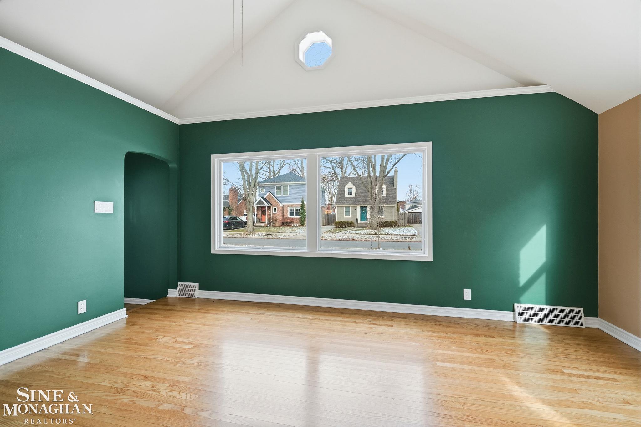 Homes for sale in Grosse Pointe Woods, MI | 1641 Hampton Rd, Grosse Pointe Woods, MI 48236 | MLS# 50182906