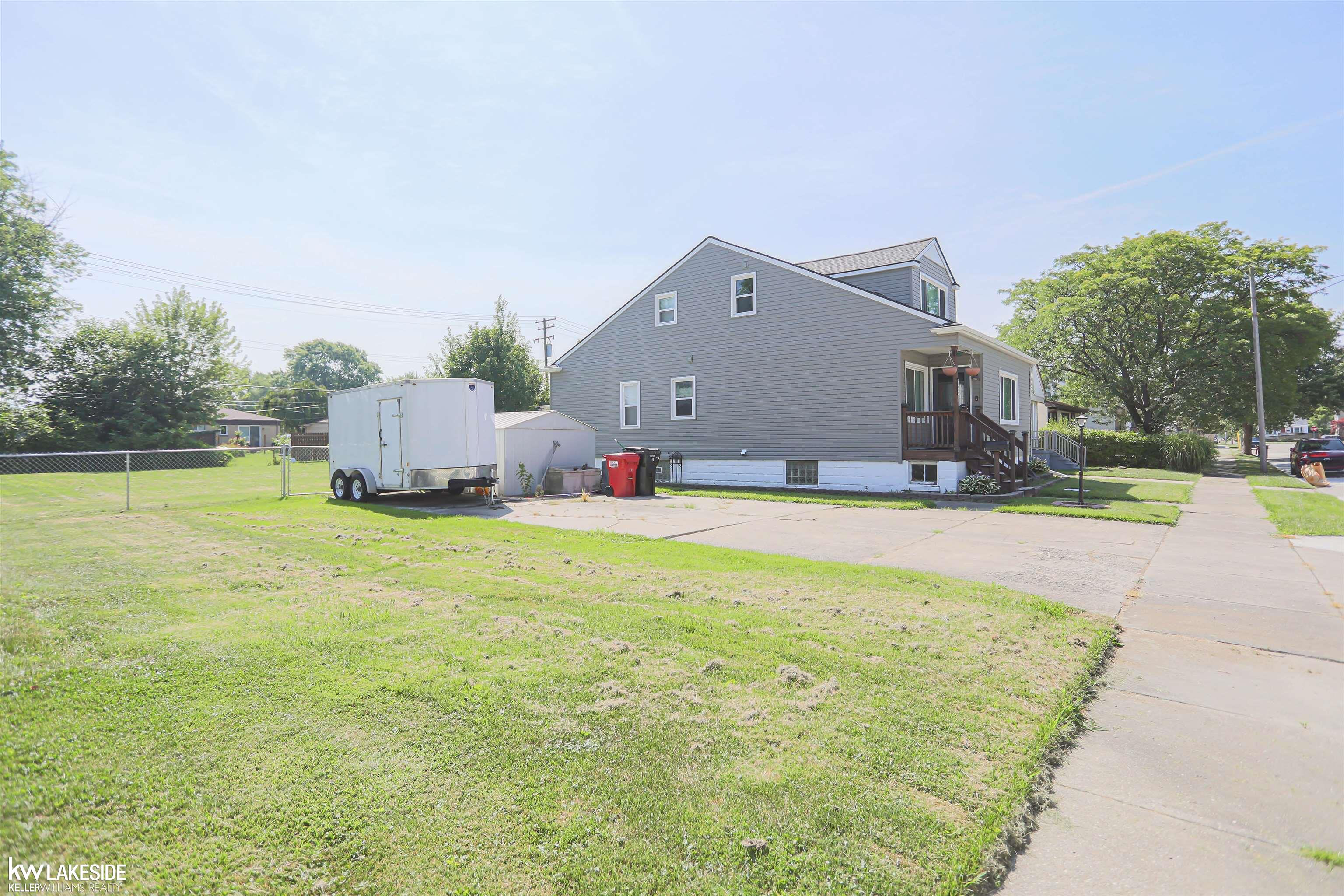 Homes for sale in Roseville, MI | 28080 Kaufman St, Roseville, MI 48066 | MLS# 50183025