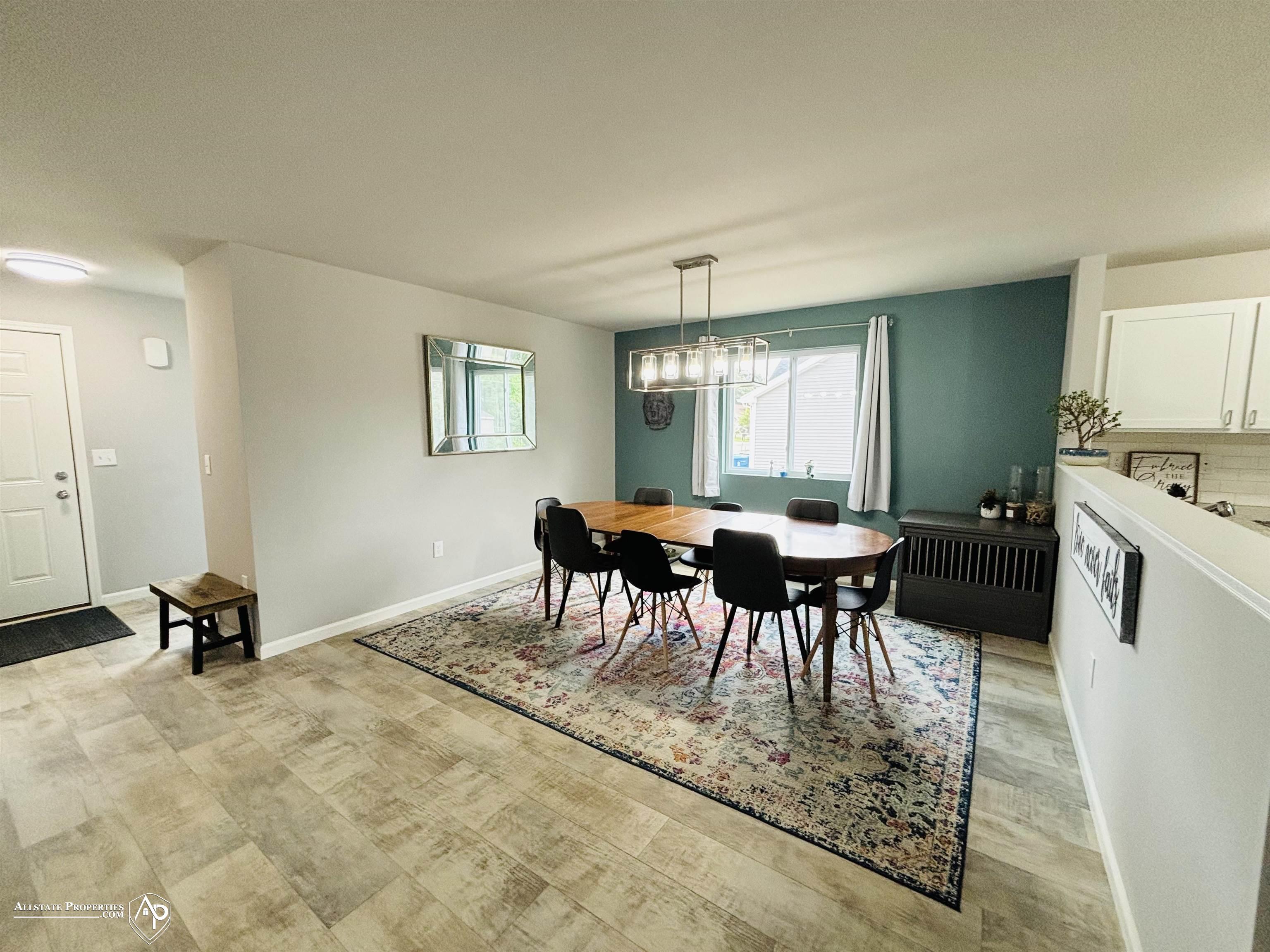 Homes for sale in Davison, MI | 927 Village Dr, Davison, MI 48423 | MLS# 50183037