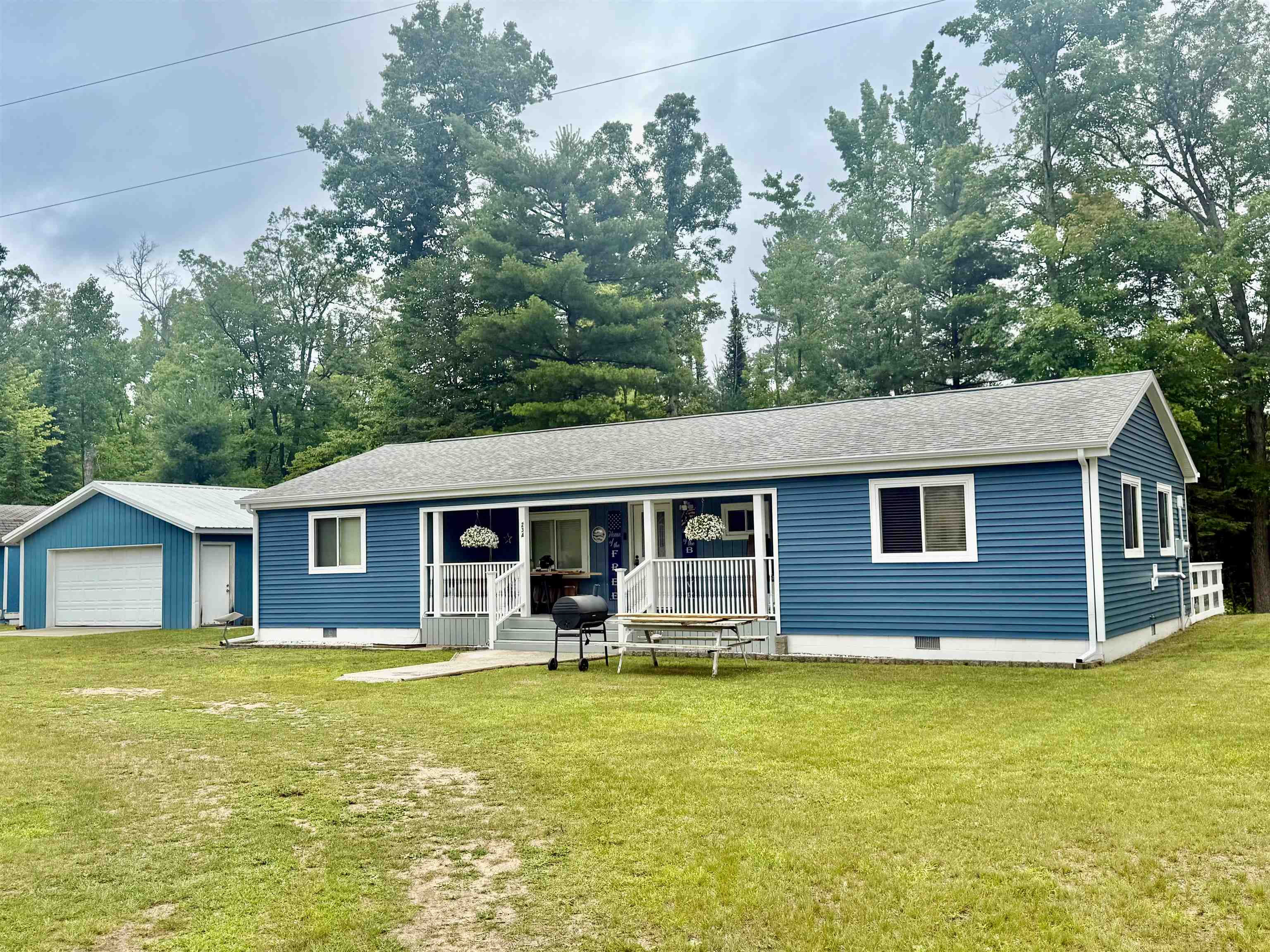 Homes for sale in Harrison, MI | 234 W Elder Dr, Harrison, MI 48625 | MLS# 50183139