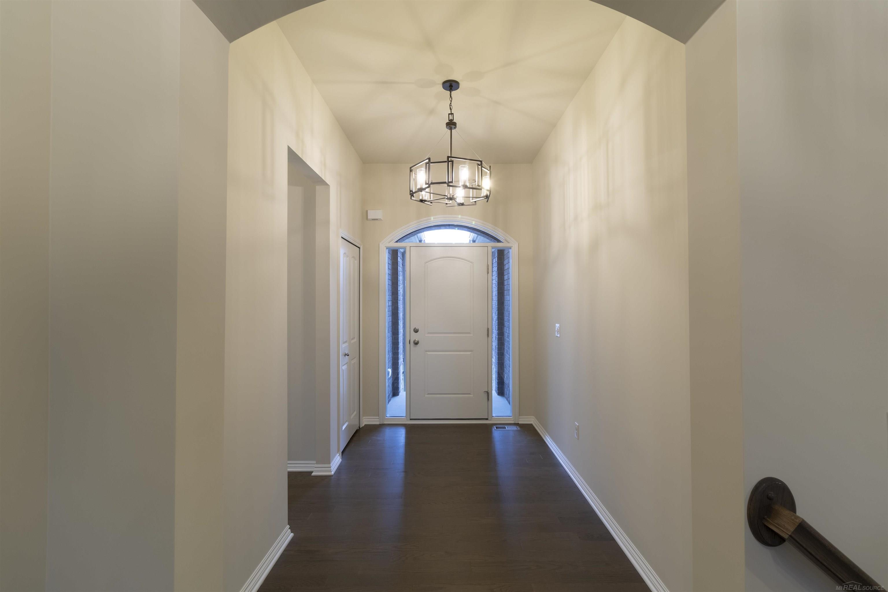 Homes for sale in Shelby Twp, MI | 55538 Laurel Oaks Ln, Shelby Twp, MI 48315 | MLS# 50183768