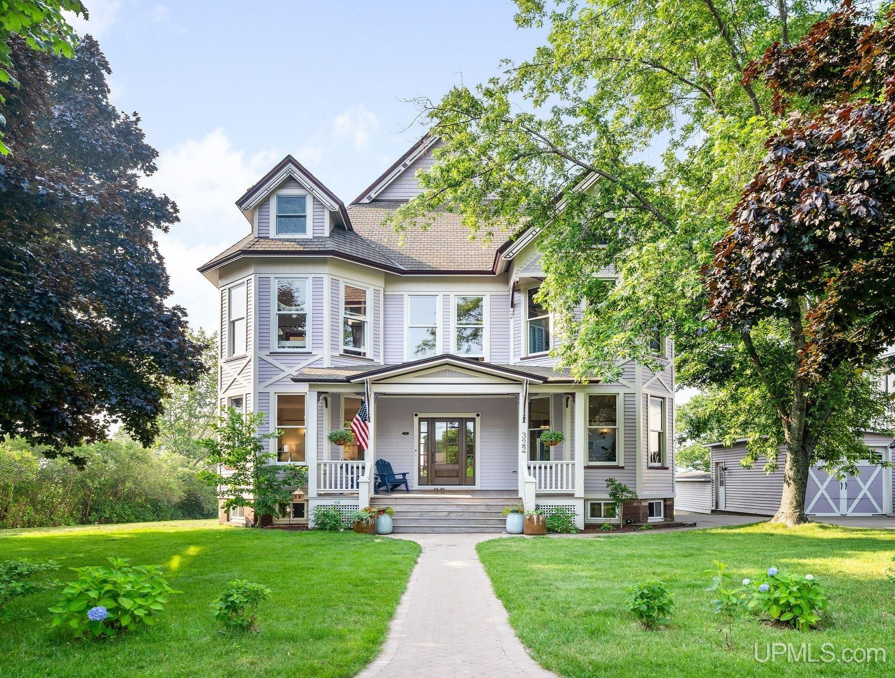 Homes for sale in Marquette, MI | 322 E Ridge St, Marquette, MI 49855 | MLS# 50184004