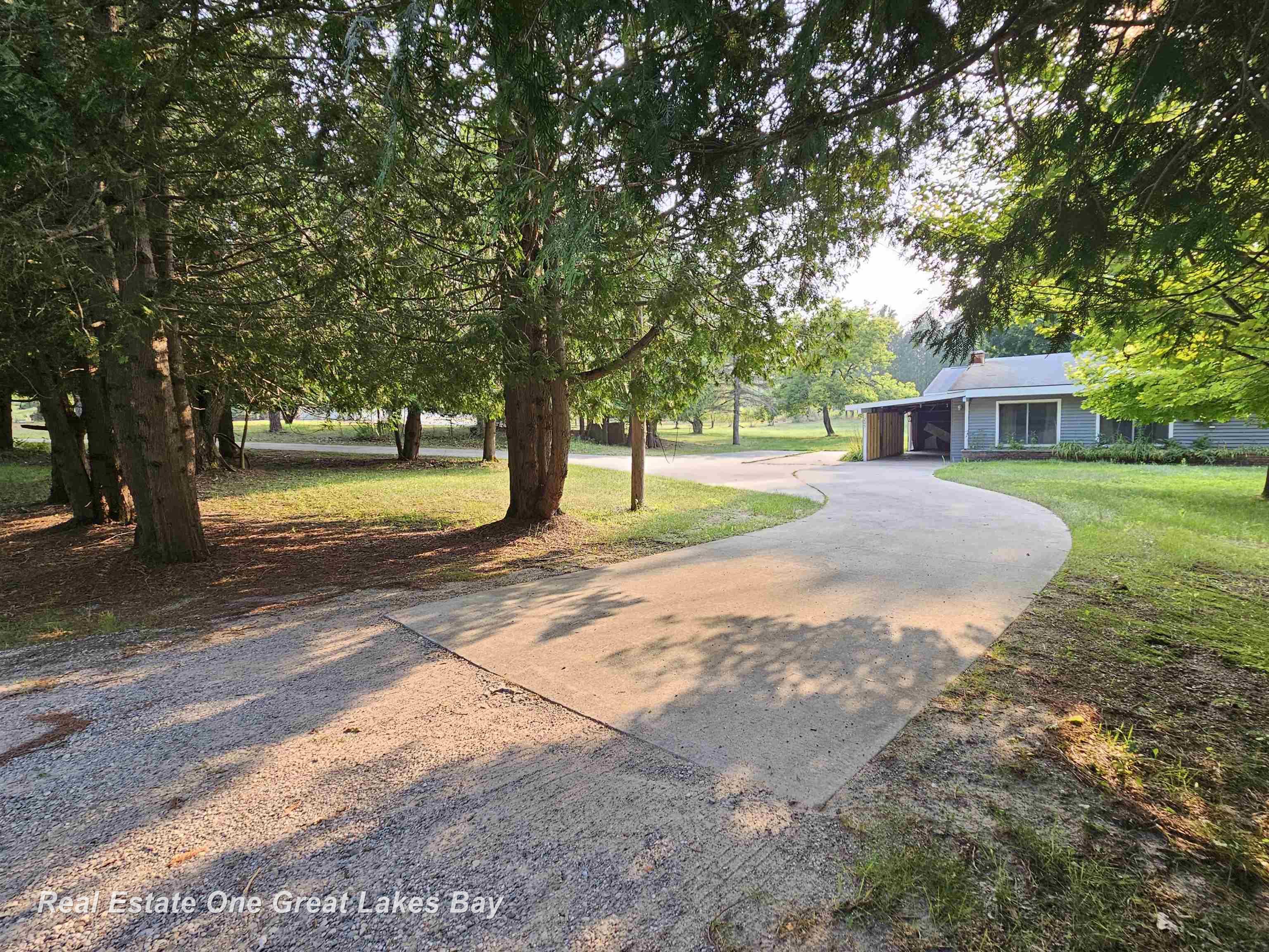 Homes for sale in Harrisville, MI | 205 N Everett Rd, Harrisville, MI 48740 | MLS# 50184083