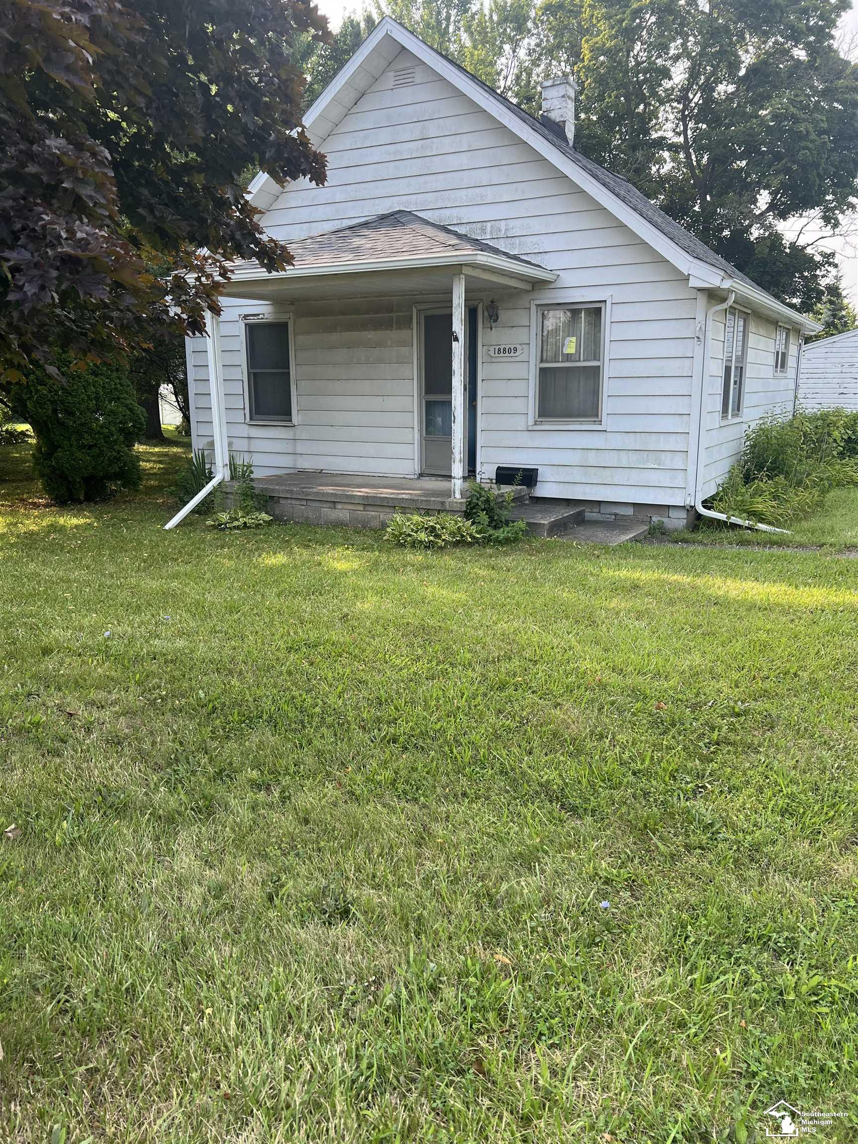 Homes for sale in Rockwood, MI | 18809 Huron River Dr, Rockwood, MI 48173 | MLS# 50184112