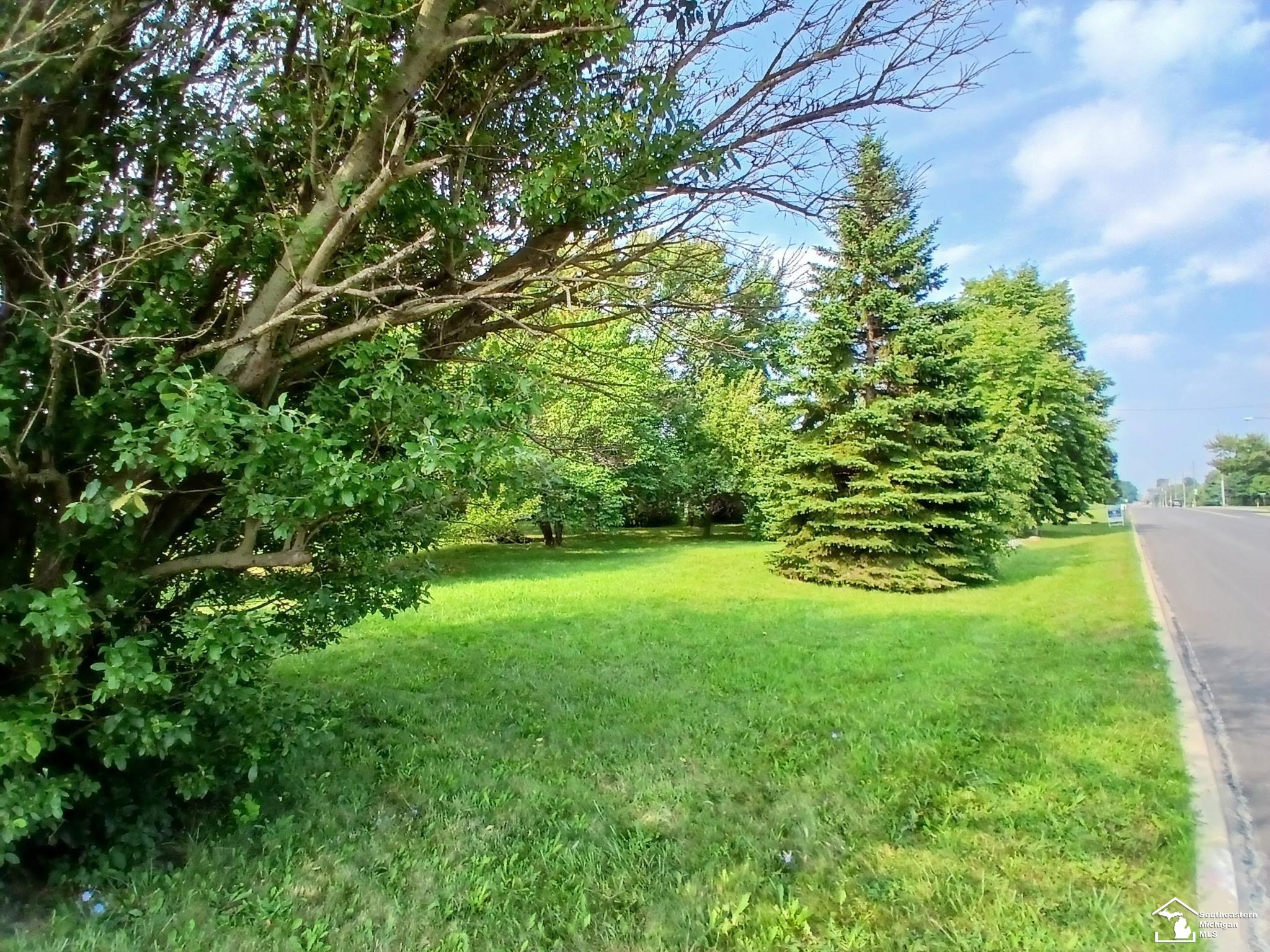 Homes for sale in Rockwood, MI | 18809 Huron River Dr, Rockwood, MI 48173 | MLS# 50184112