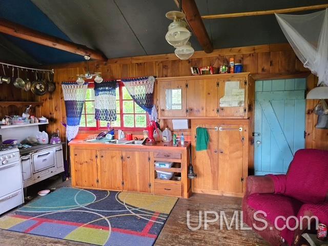 Homes for sale in Channing, MI | N14219 Newberg Rd, Channing, MI 49815 | MLS# 50184829