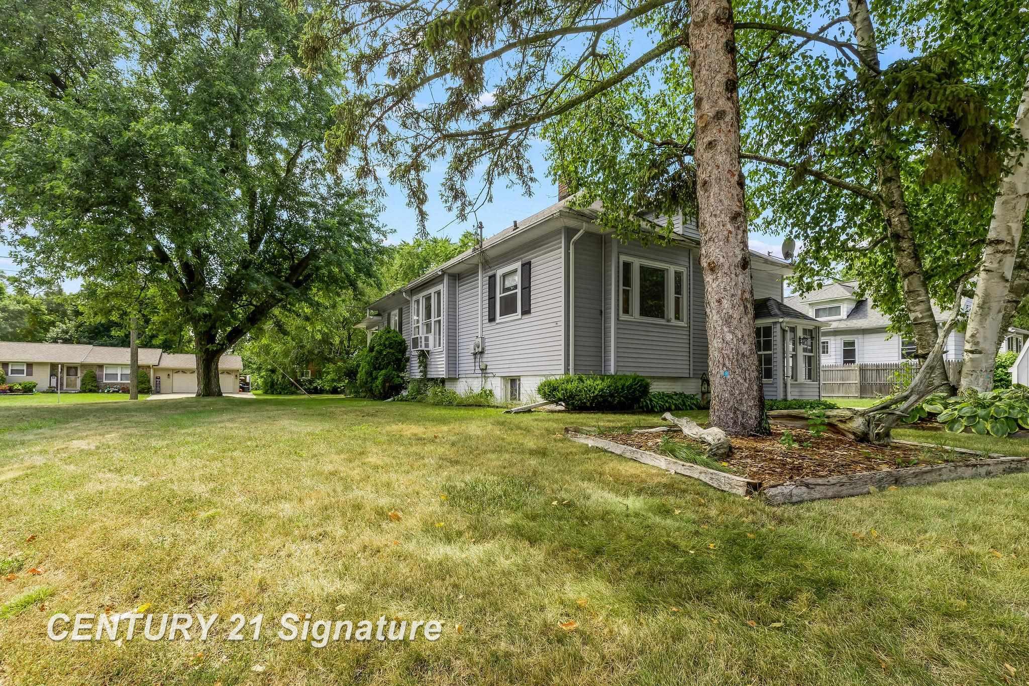 Homes for sale in Saginaw, MI | 1906 Brockway Rd, Saginaw, MI 48602 | MLS# 50184872